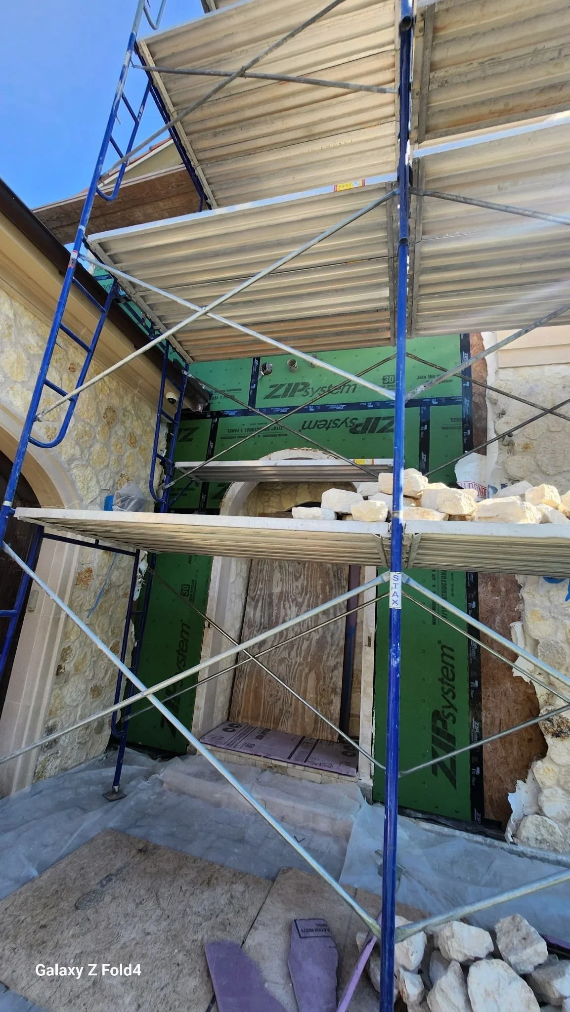 Flexible vs Rigid Masonry Sealants for Weather Expansion: Which Is Right for Your DFW Home?