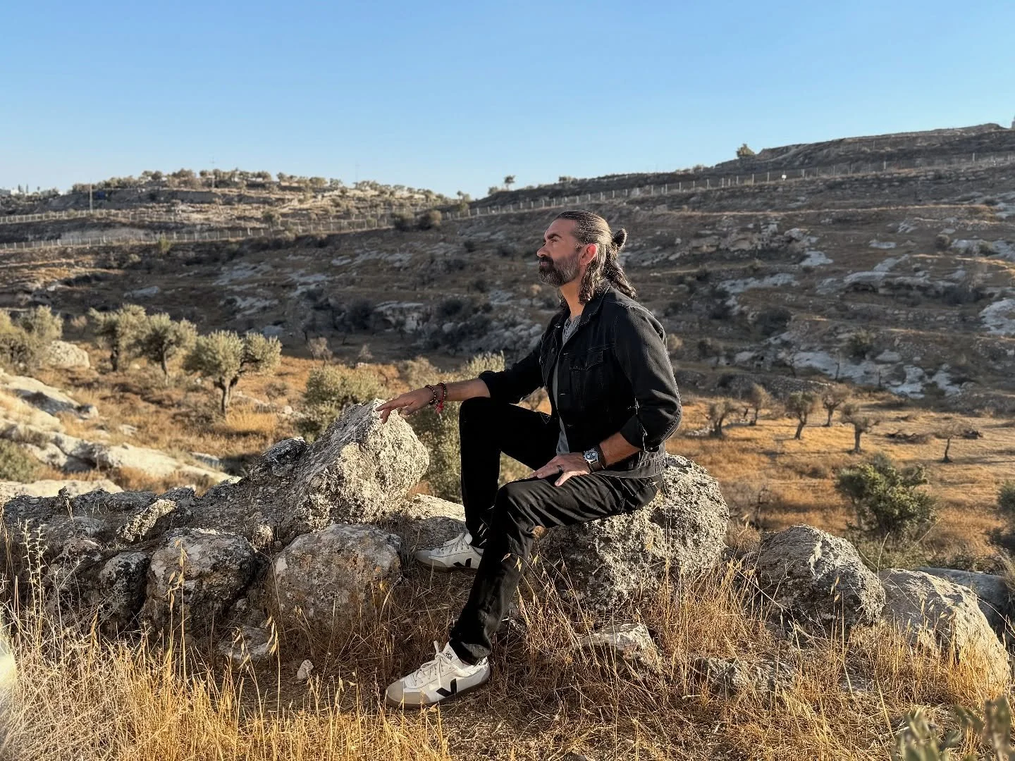 Shots from the day filming What Child Is This overlooking Bethlehem fields with @iamoneforisrael 

1. My position for the close ups&hellip;
2. My brother in Christ, Nizar
3. A 3,000 year old manager, still in use by shepherds
4. Filming the final cho