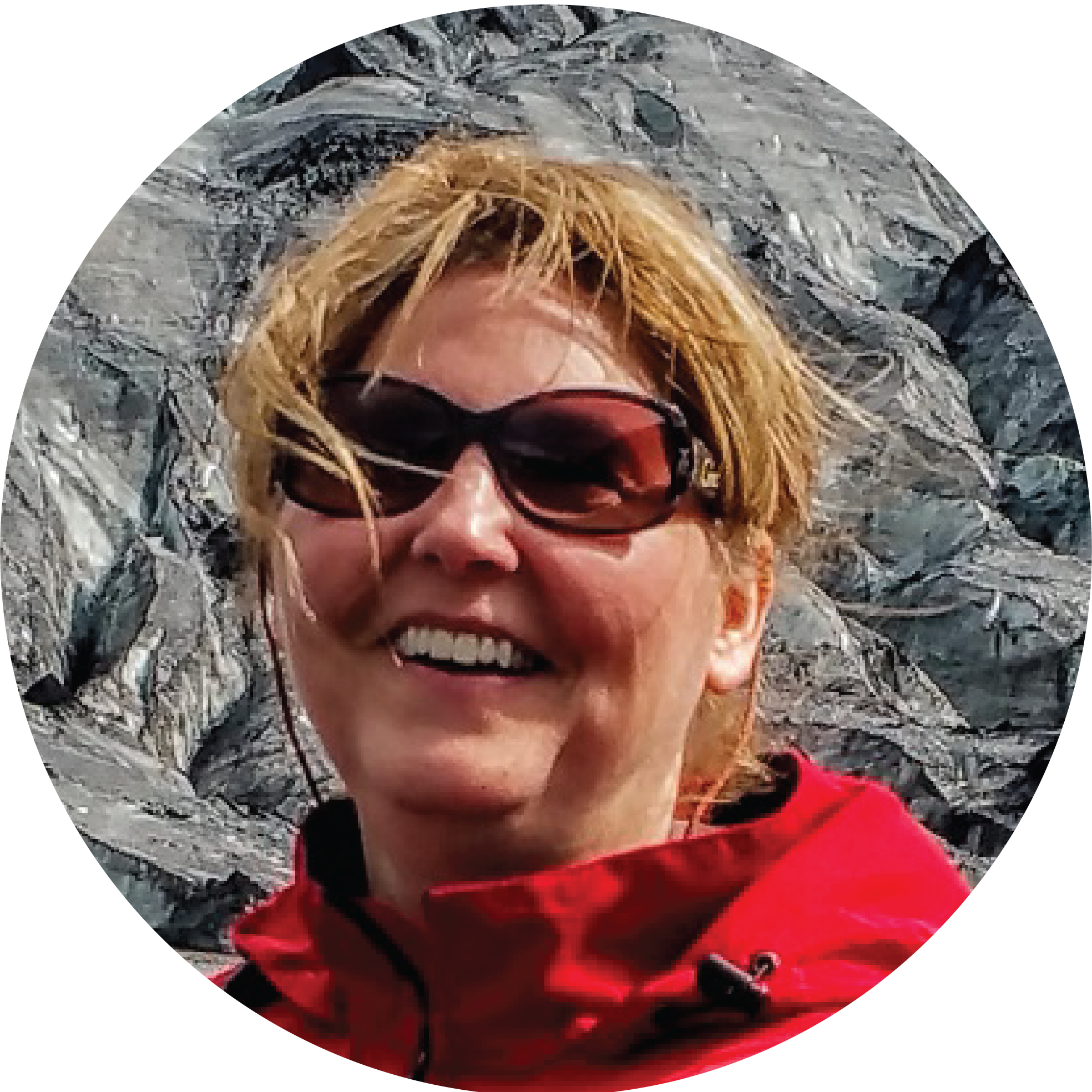 Volunteer_Spotlights_Photos-12.png