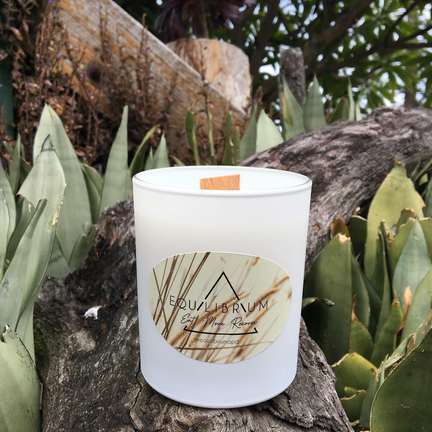 Need a gift for Mother&rsquo;s Day? 
.
My wooden wick 100% soy wax candles  have a ~55hr burn time and smell divine!
.
A range of scents available at:
Forster Health Solutions + 
Nabiac Hair and Beauty
.
Comes with gift bag, candle care card and are 