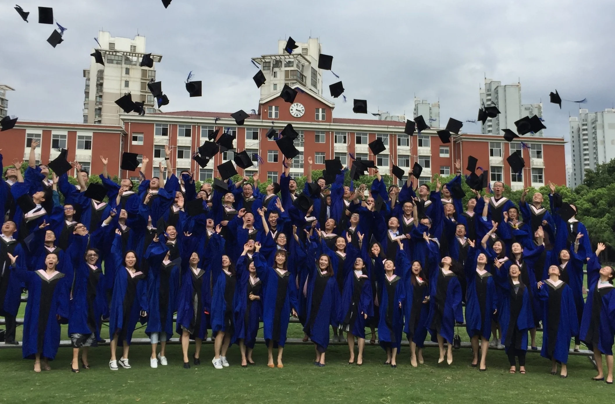 graduates+ShuMba.jpg