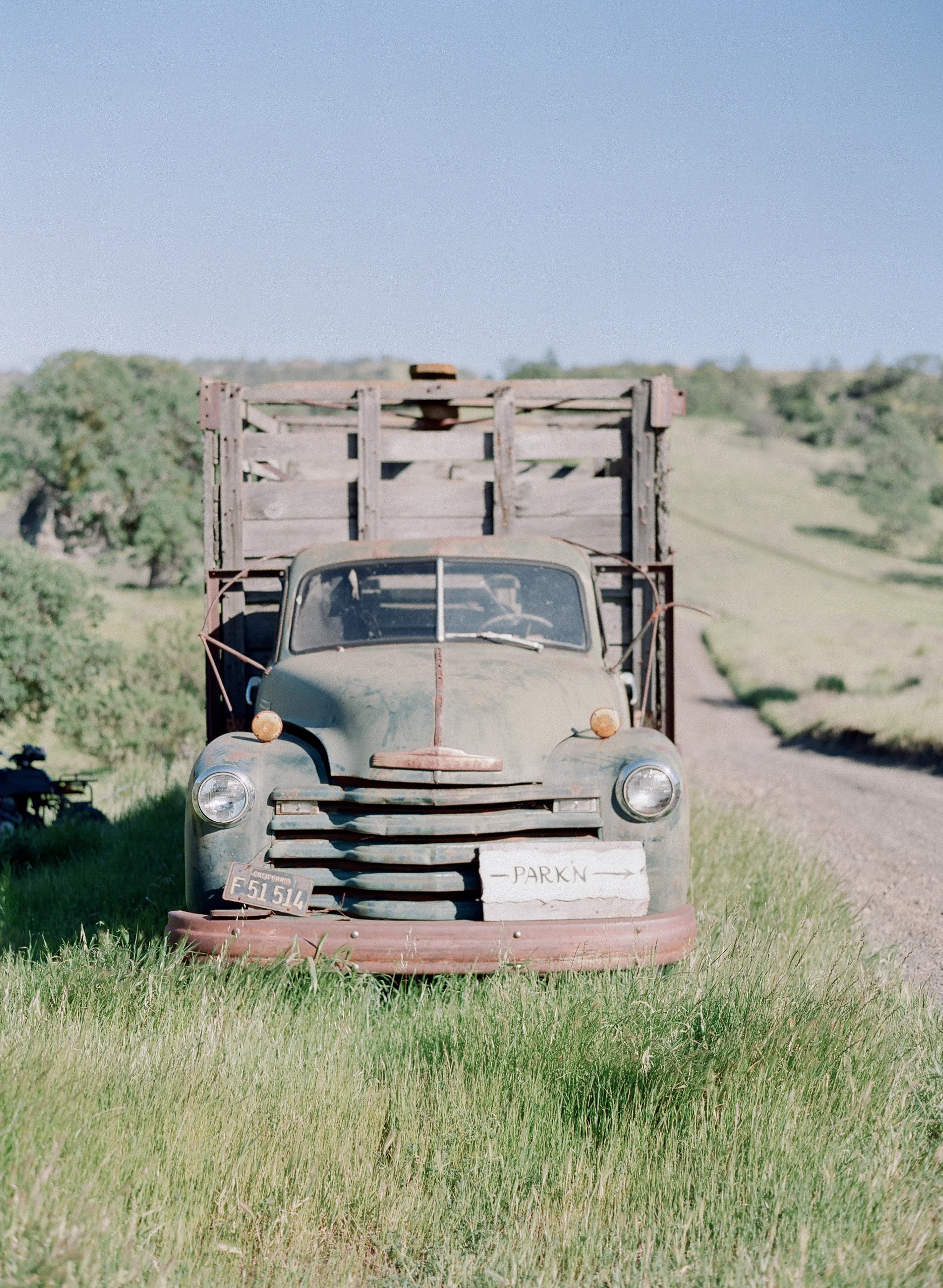 21d_elizabeth messina_0016_truck.jpg