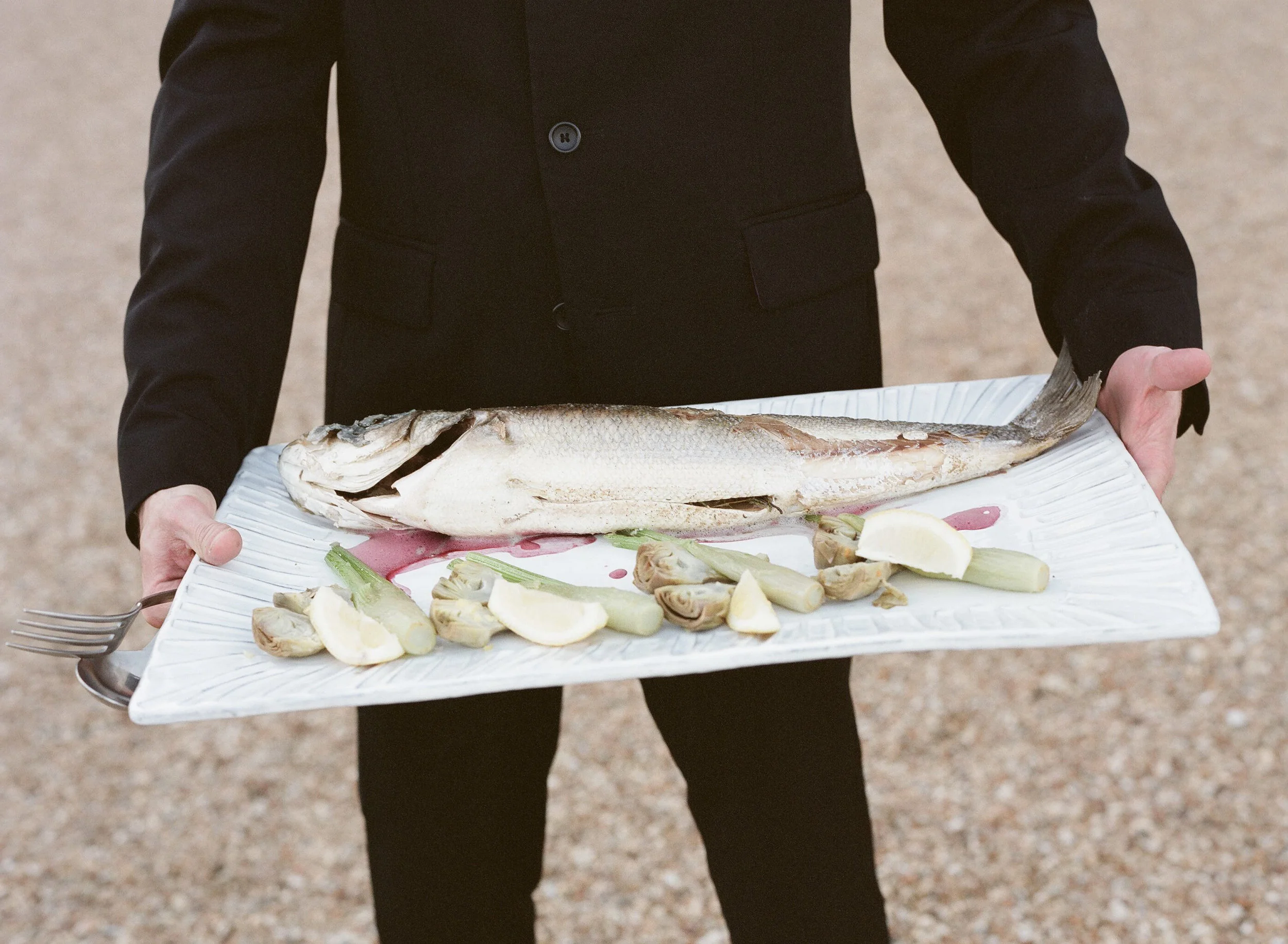 18_elizabeth messina_0174_dinner.jpg