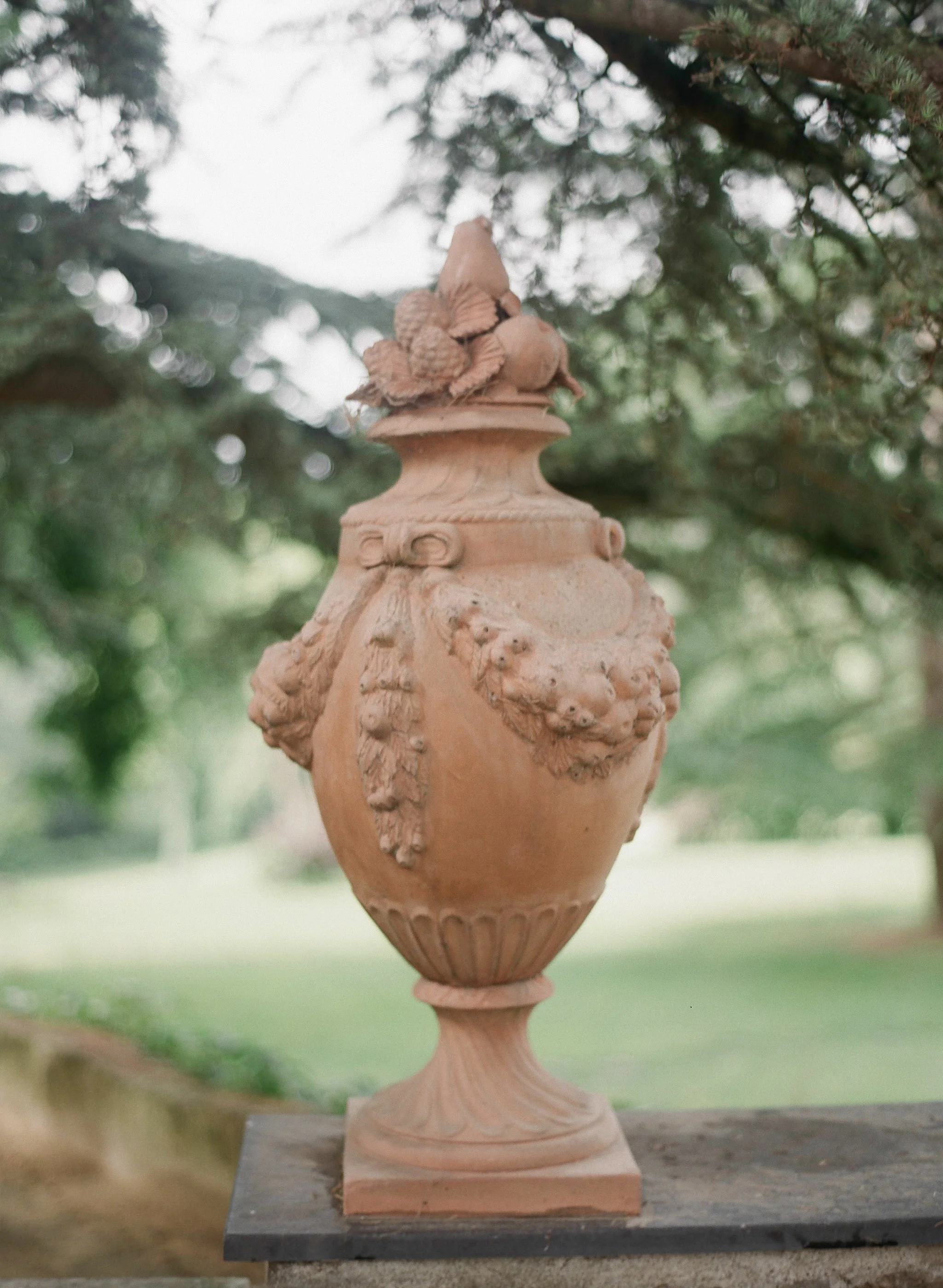 19a_elizabeth messina_0054_urn.jpg