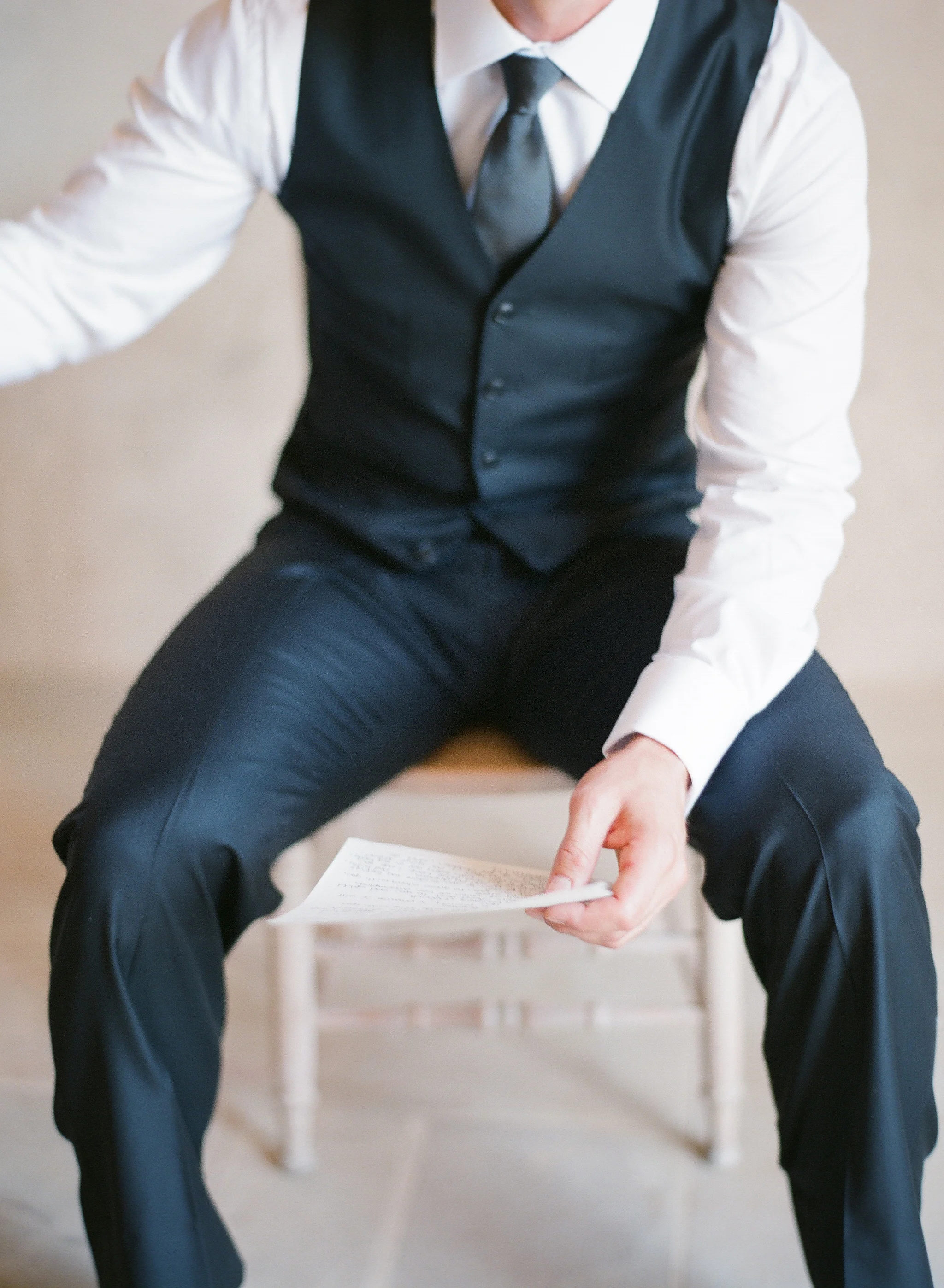 Groom copyright elizabeth messina_1168.jpg
