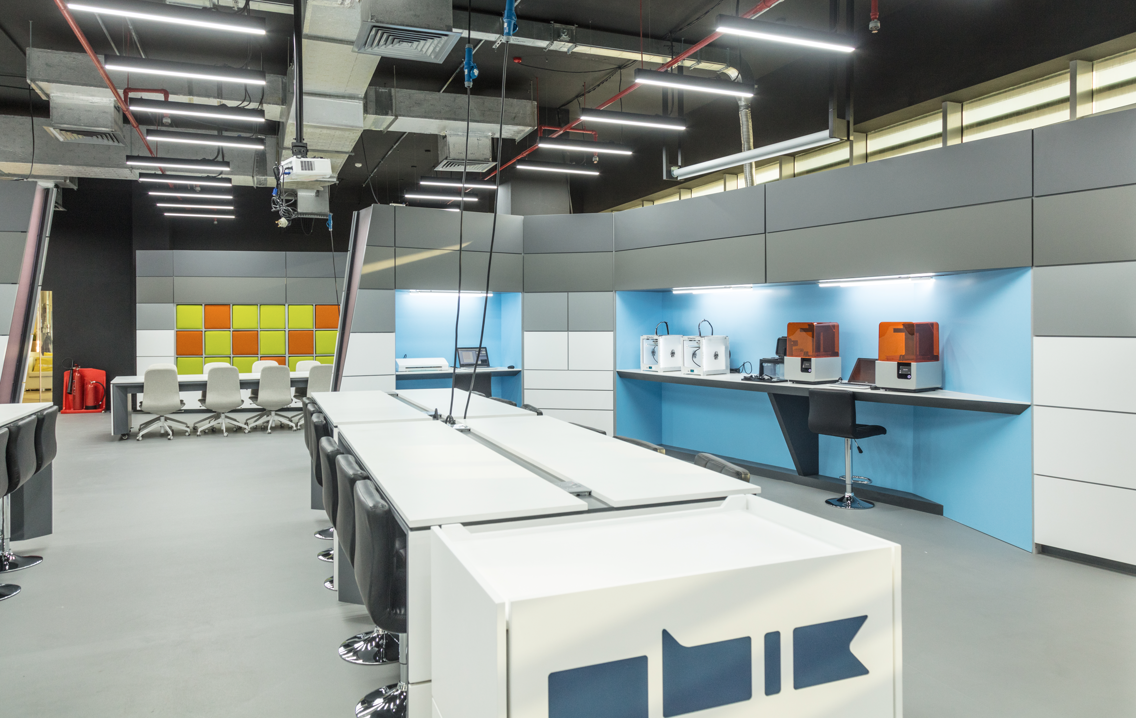 QATAR BUSINESS INCUBATION CENTER FAB LAB