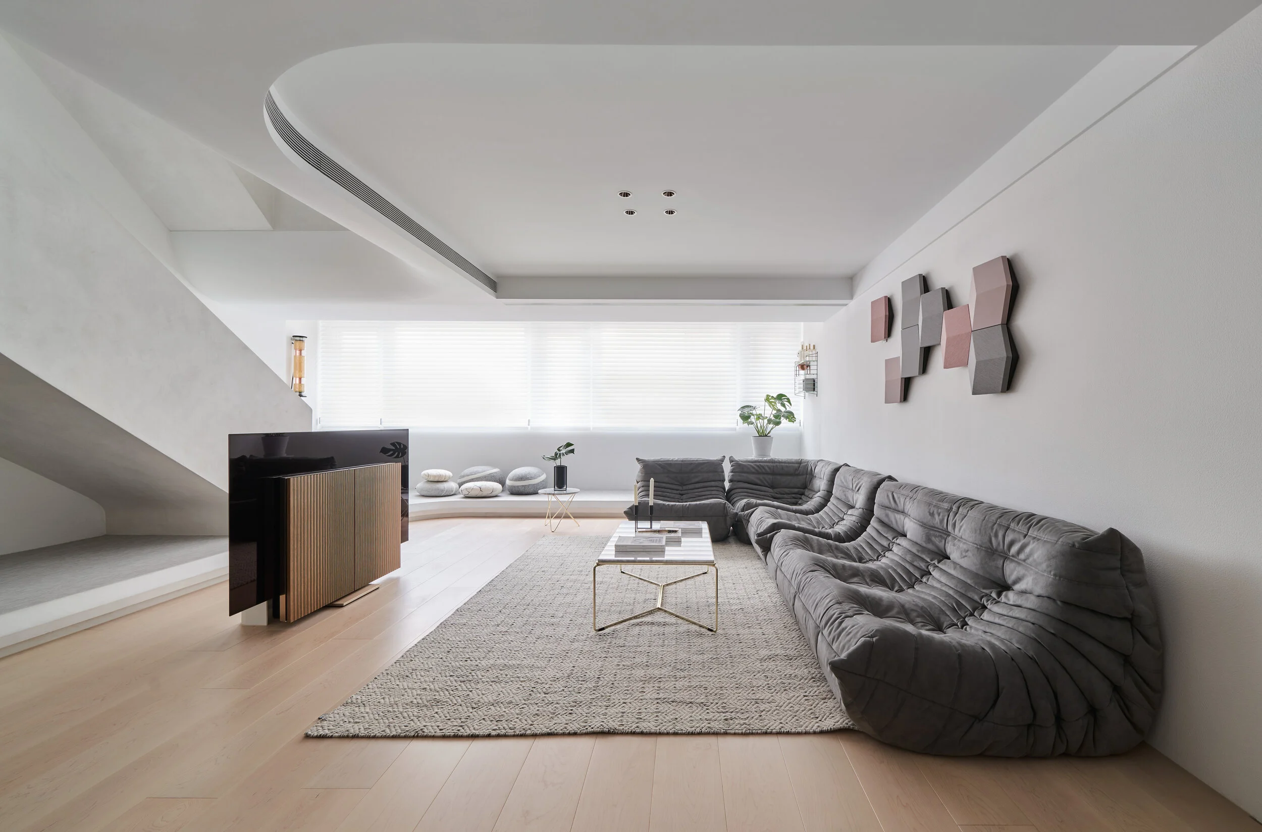White x NORDIC_KL.Rd-084.jpg