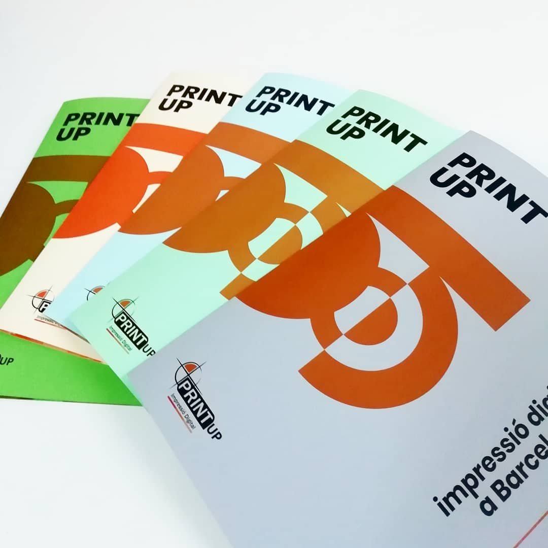Lots of colors, lots of papers🌈

.
.
.
.
.
.
#design #graphicdesign #print #graphics #printing #impresion #digital #printingpress #impressio #papers #paper #graphicarts #artsgrafiques #artesgraficas #colors