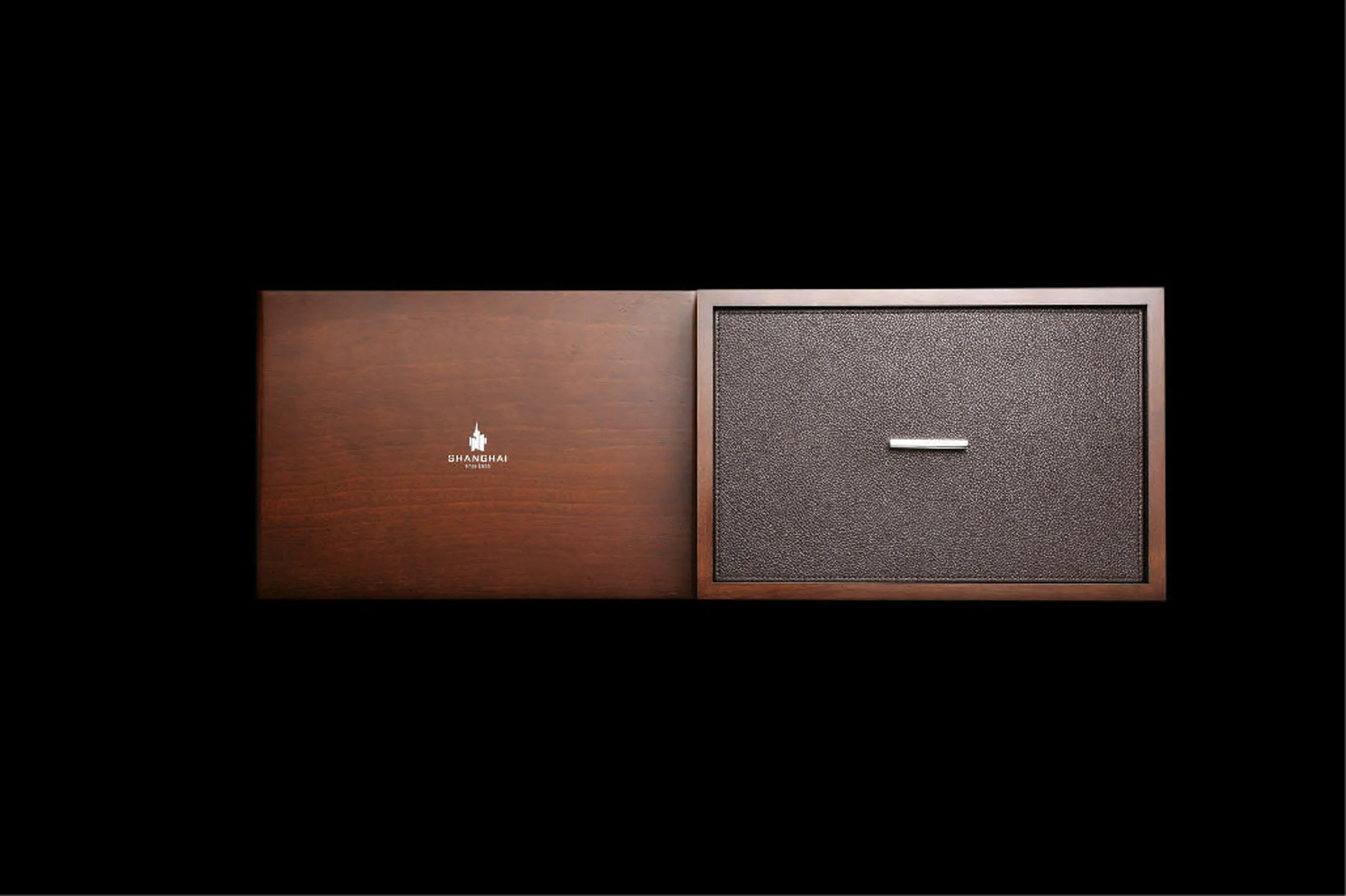 SHW_03_box.jpg