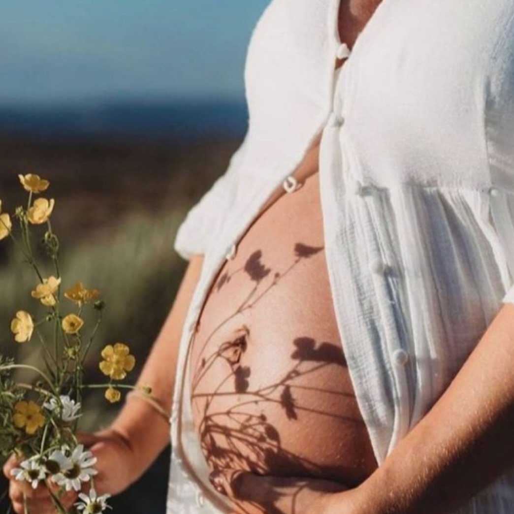 📢FREE Coaching Opportunity for Pregnant Women📢

We&rsquo;ve been working behind the scenes putting the finishing touches on our Glow Mama Prenatal Coaching Program &mdash; a 1:1 experience for mamas to be looking for a mindful and empowered journey