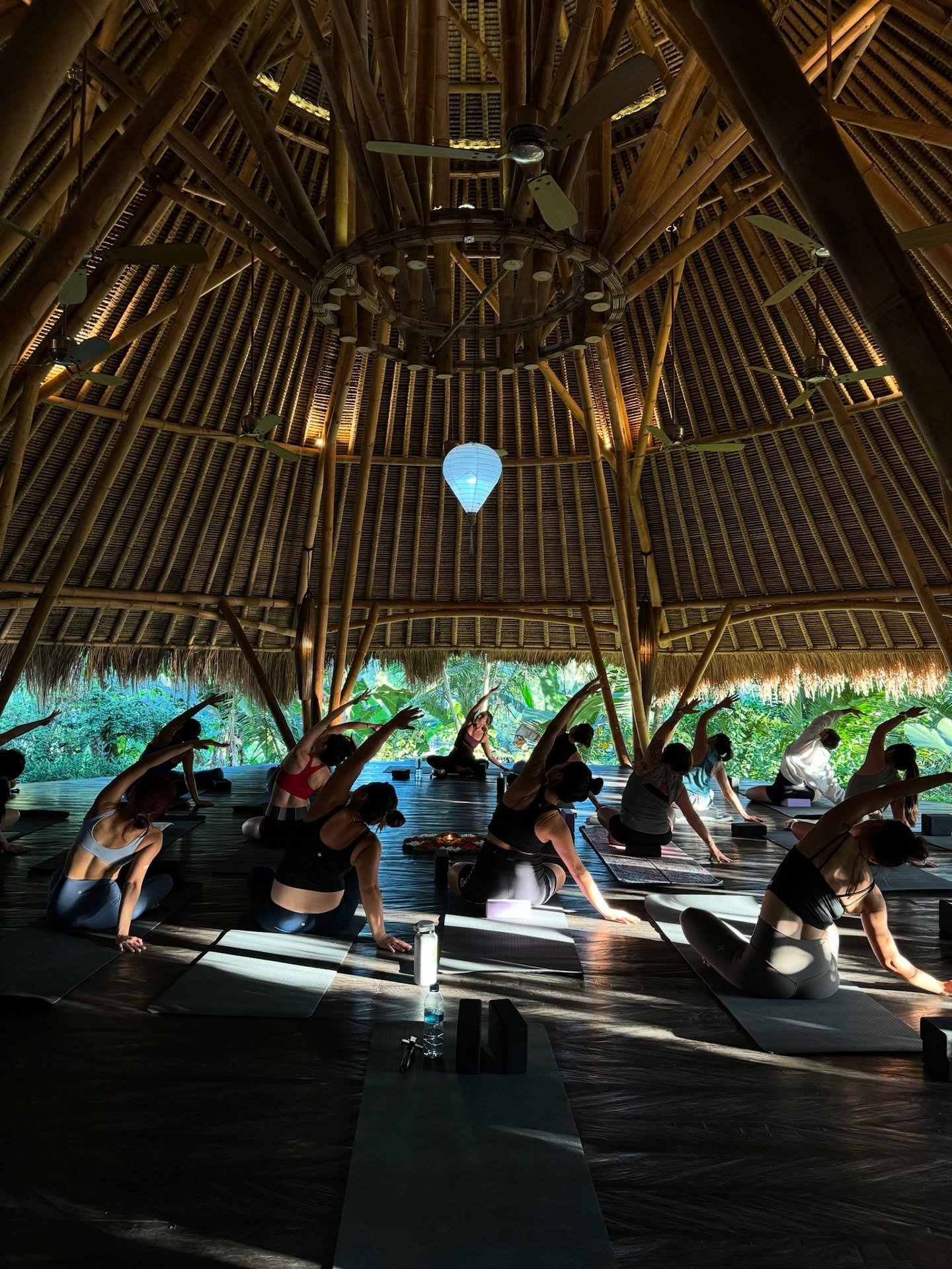 #throwback to last year&rsquo;s INA Immersion in Bali = magic! 🪄
We&rsquo;re getting ready to head back in just a few weeks &mdash; new venue, new excursions &amp; an epic group of women flying in from all over the world.

[DM &lsquo;Retreat Yoursel