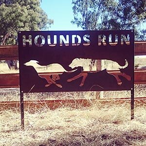 Hounds-Run-Sign.jpg