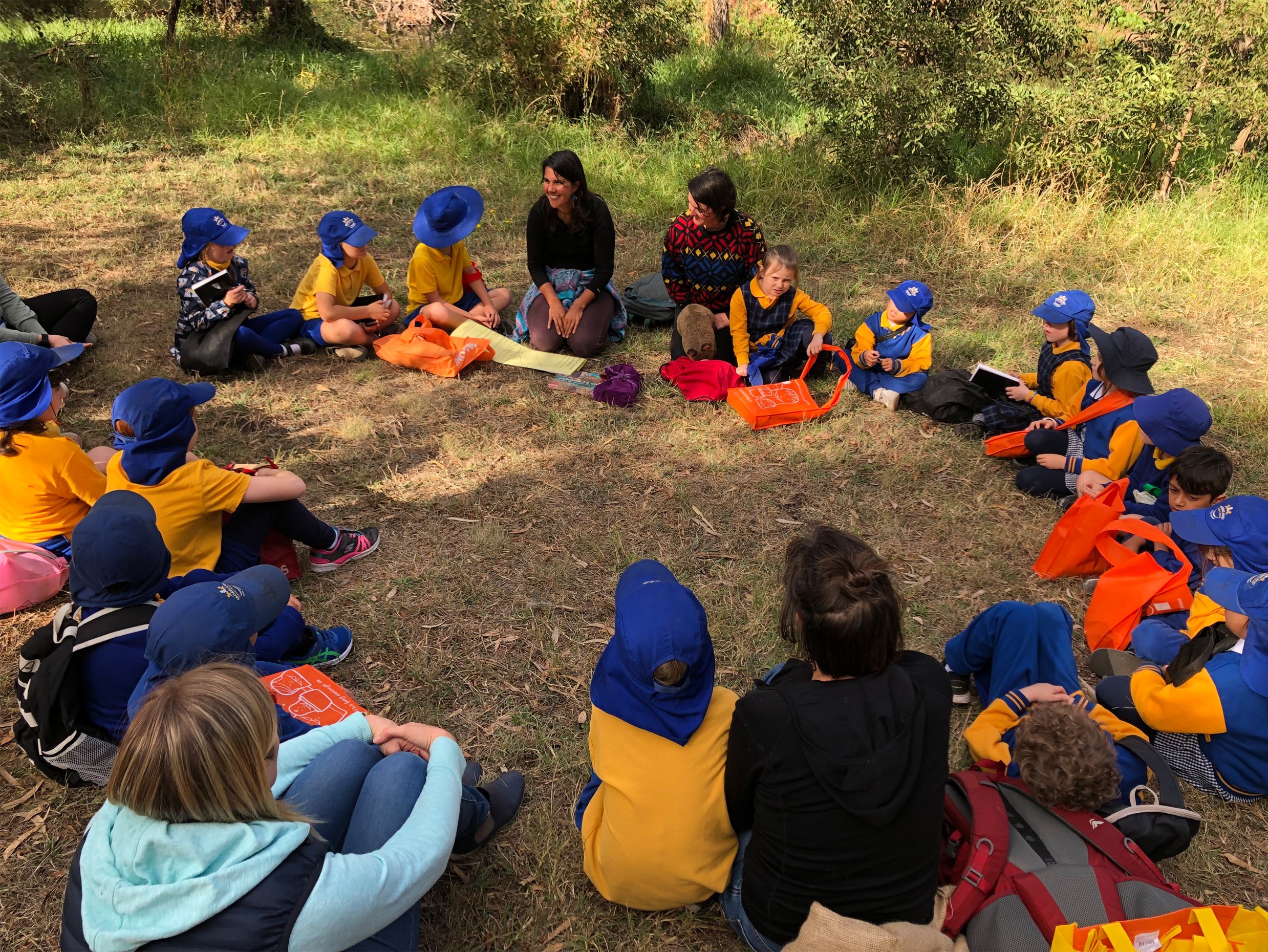 Creekulum stories in Ensayos' Hydrofeminist METitations