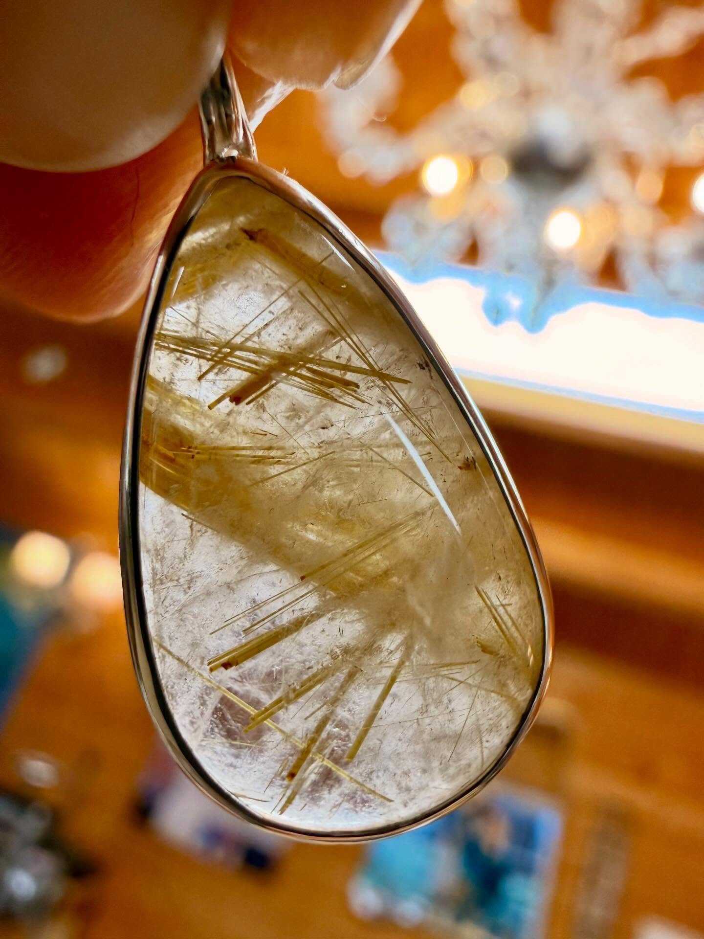 I never get tired of looking at incredible Rutilated Quartz, even on grey misty days it&rsquo;s like having your own dinky personal sun! This lovely pendant has found a new owner today and I am very happy to share the rays of sunshine ☀️ 
.
.
#bespok