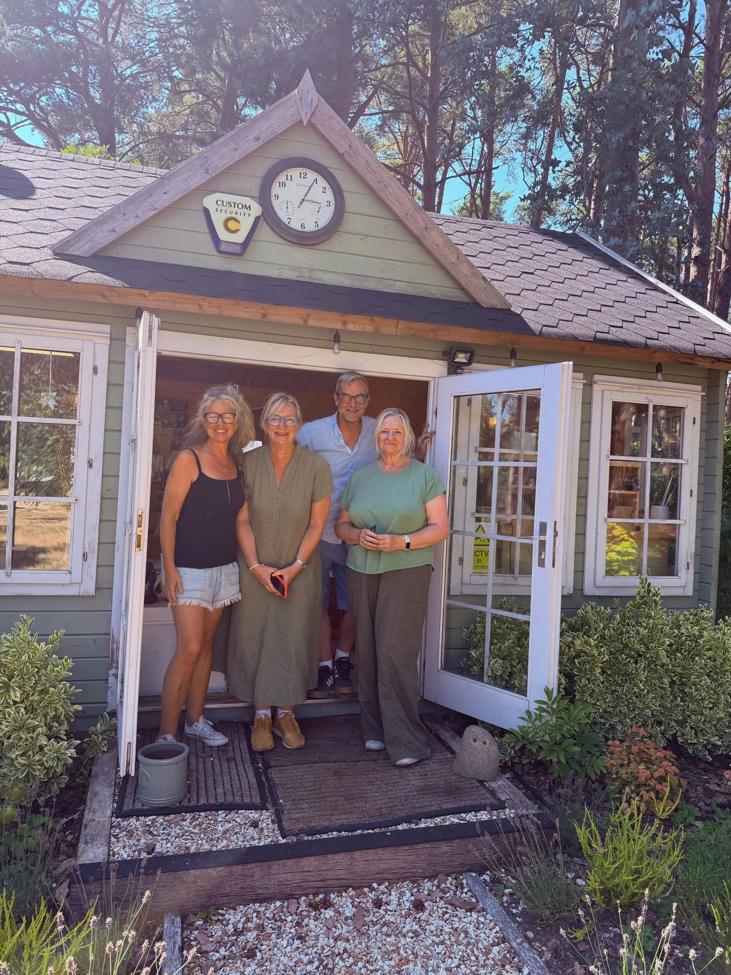 We had a brilliant day of jewellery making on Saturday! ☀️ 4 fantastic makers. I will post about their projects in turn, as each has its own story&hellip;
.
#hampshirejewelleryschool #newforestjewellerycourses #jewellerymaking