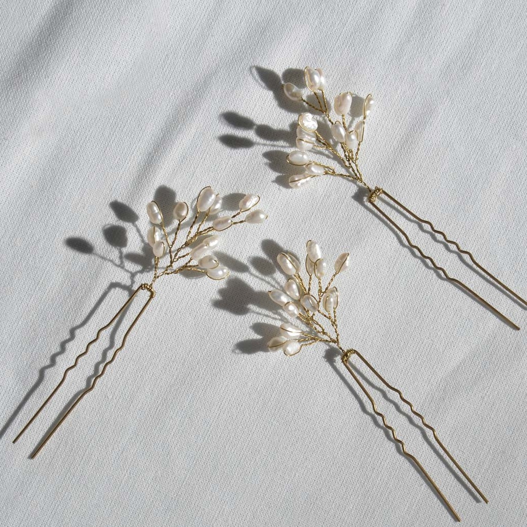 ALESSIA_PINS.jpg