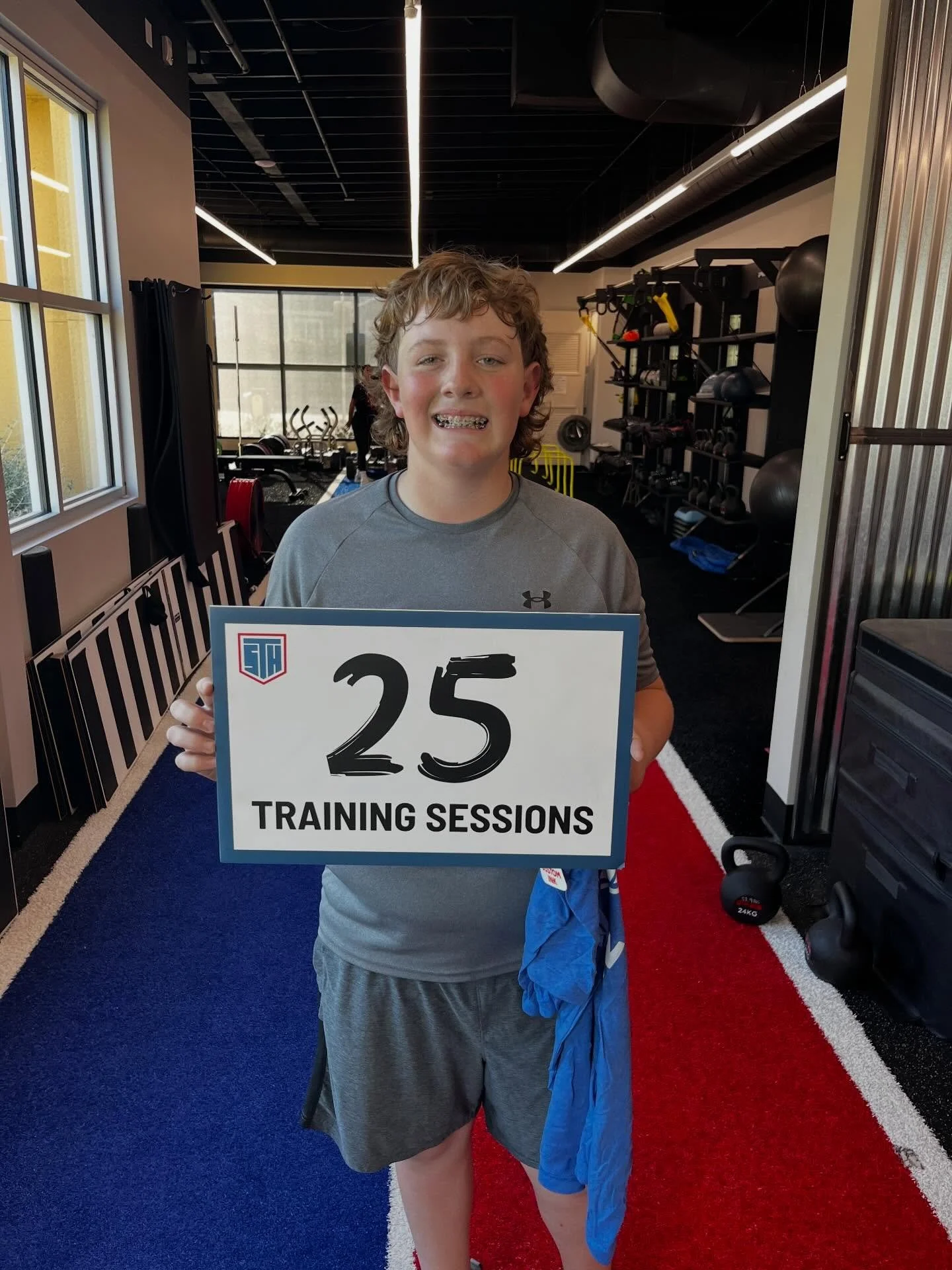 💥 25 Sessions for Bryson and Jovonnie 💥 Both of these athletes participate in our sports performance program, Bryson plays baseball ⚾️and Jovonnie plays football 🏈

They train consistently 2-3x/week, and it shows. They&rsquo;re running faster, jum