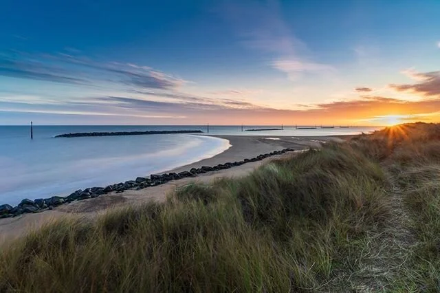 ALIGHT.
.
Sunrise at Sea Palling, Norfolk.
.
.
Shot with #Sony Alpha #A7riii with #Zeiss #BATIS 18mm, LEE Filters Pro IRND.
.
.
#explore_britain #SonyImages #landscape_captures #global_hotshotz #UKpotd #gloriousbritain #just_FEATURES  #1ukshot #photo