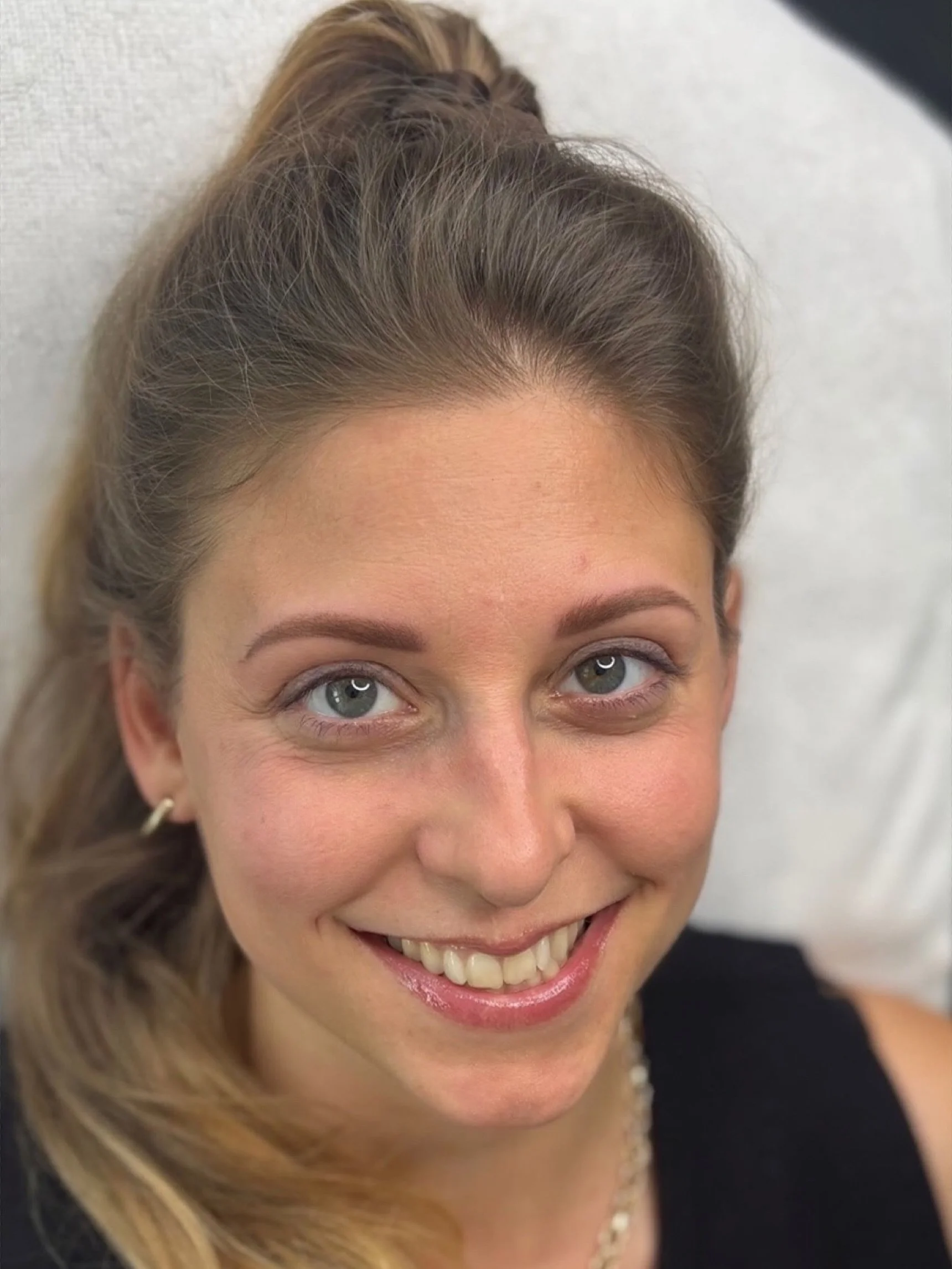 &bdquo;Permanent Make up ist doch unnat&uuml;rlich!
Permanent Make up sieht tattowiert aus!
Permanent Make up legt mich fest!&ldquo;

Diese und noch viele andere Gr&uuml;nde halten dich davon ab, dich weiter zu informieren?
Du kennst mindestens eine 
