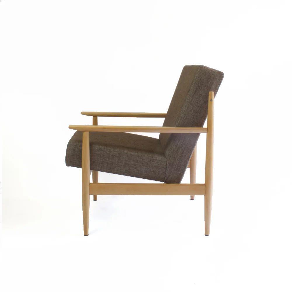lichtbruin_fauteuil_7.jpg