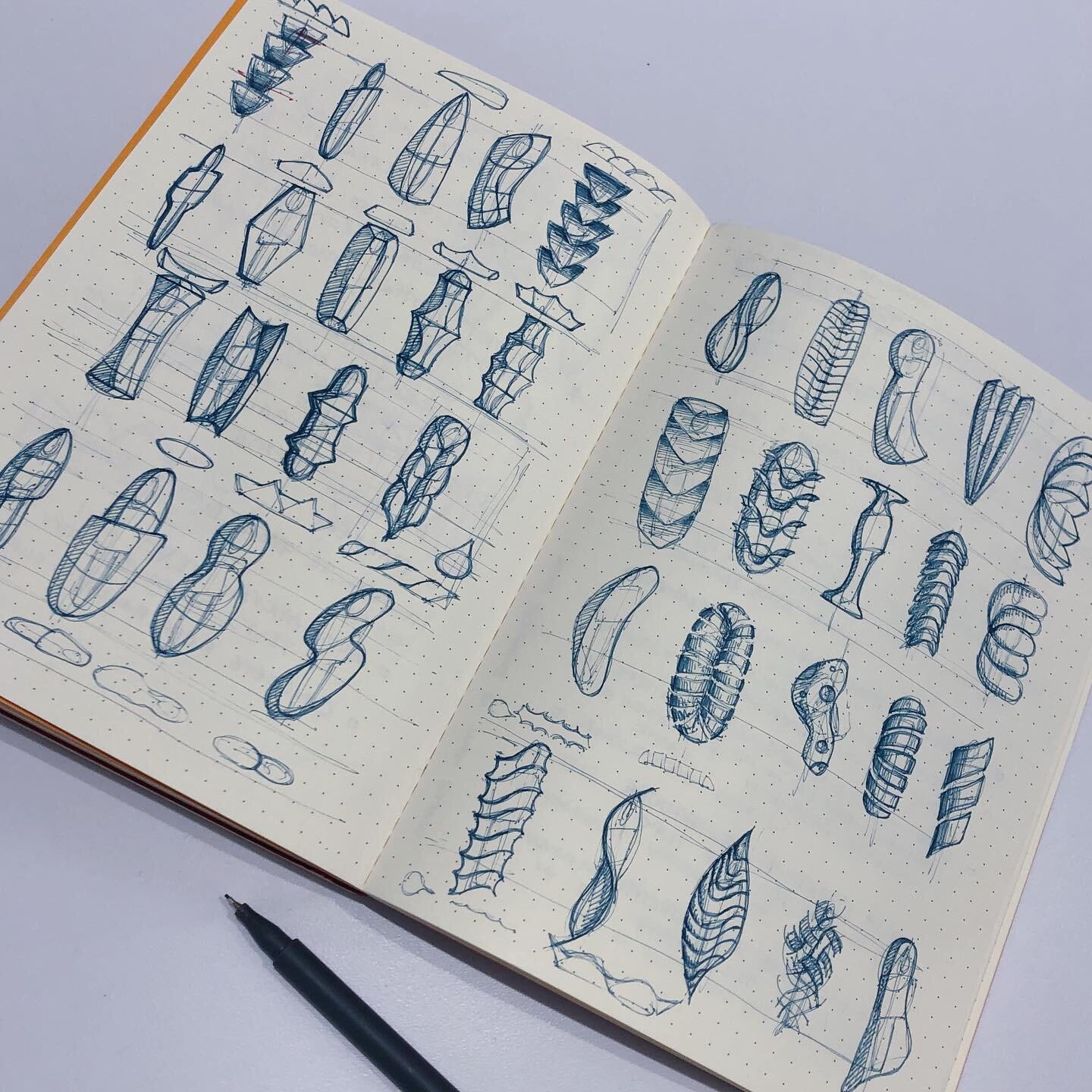 Some sketching for thesis - exploring potential form factors . .
.
.
.
.
.
.
#sketching #idsketching #industrialdesignsketch #micamade #micaproductdesign #productdesign #industrialdesign #industrialdesigner #baltimoredesigners