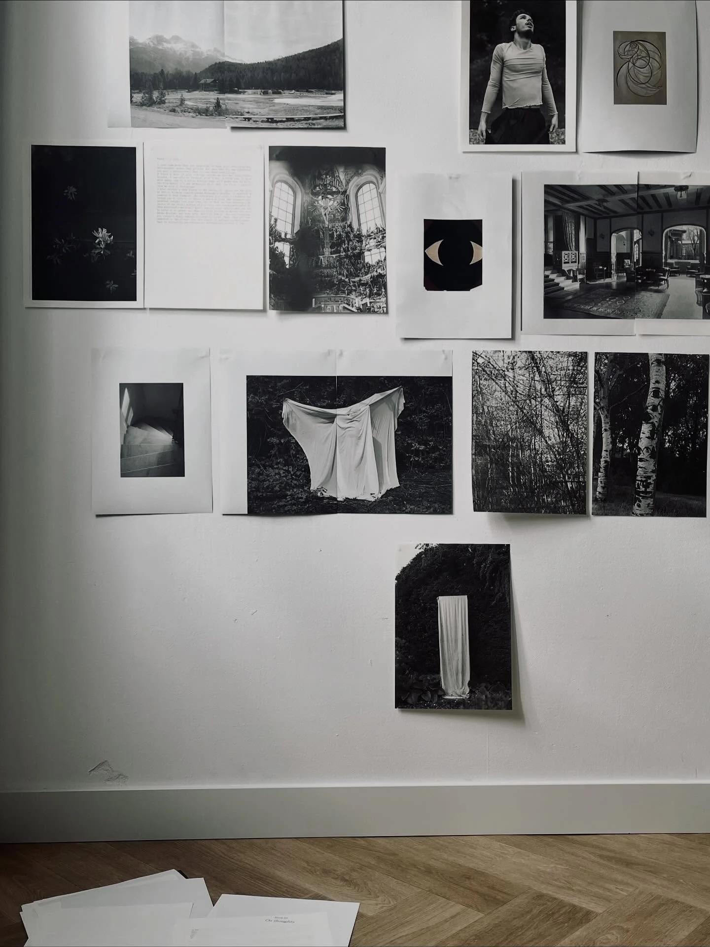 ✨ Now that I’ve entered the final stage of my book, I find my mind already moving beyond its pages.
I’m exploring how this work could extend into something more immersive, an interactive experience, perhaps.
For now, I surround myself wit