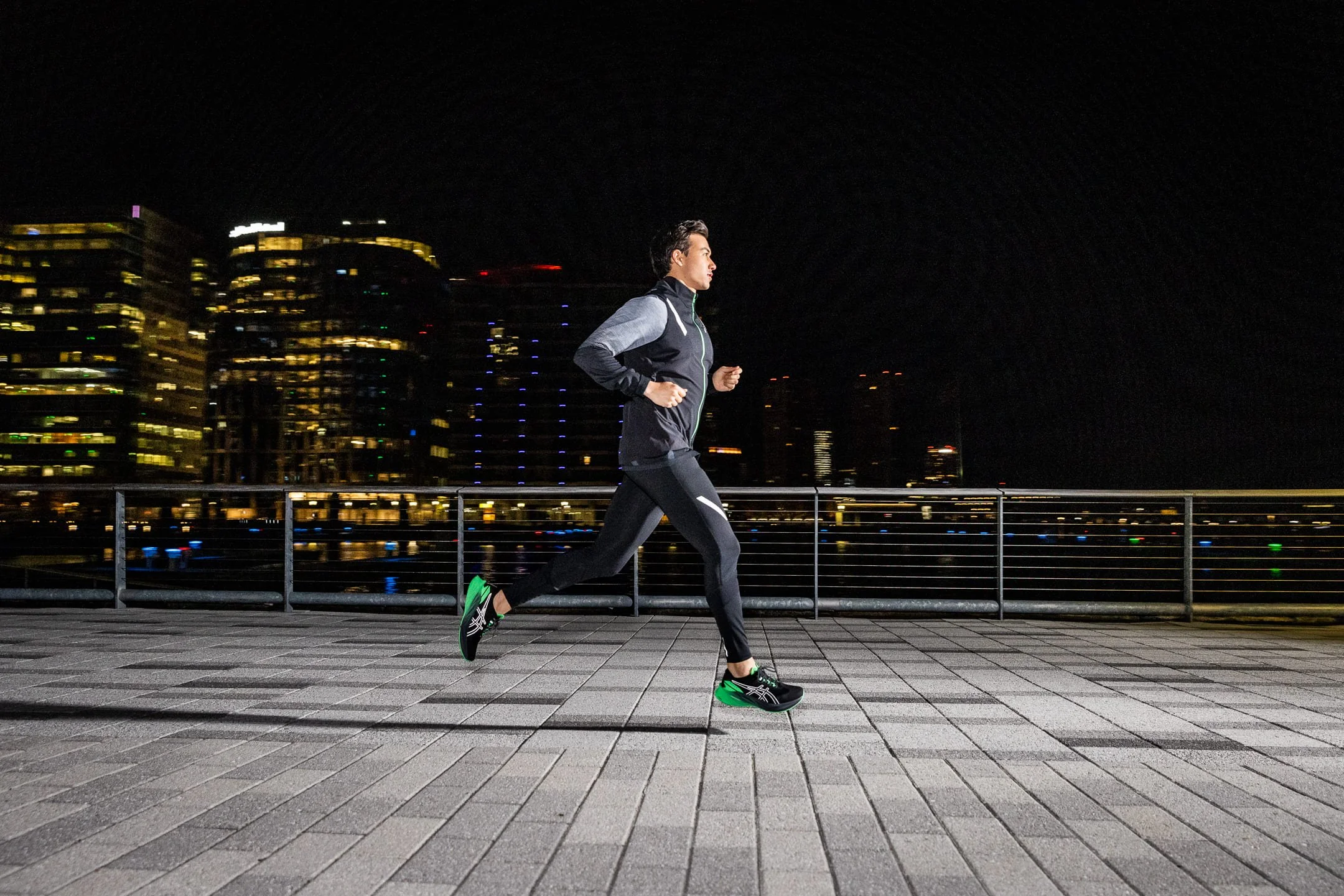 ASICS_AW22_Winter_Lite_Show_Seaport_2768.jpg