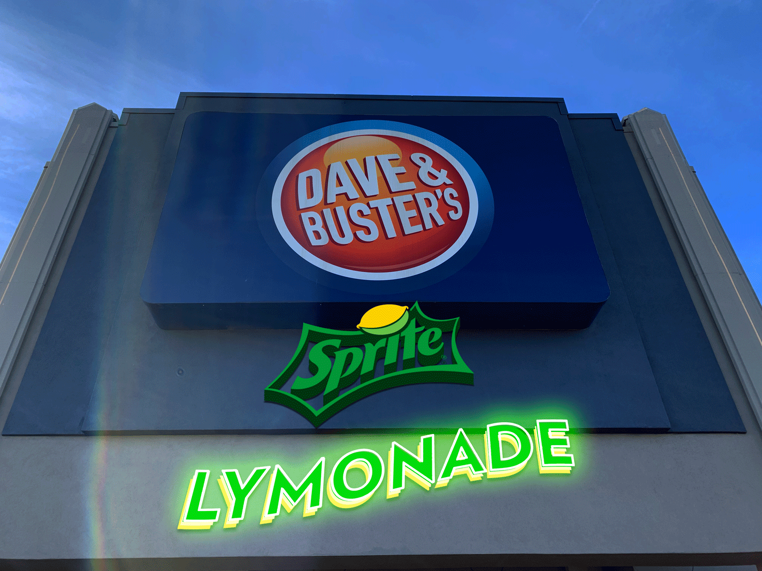 EXTERIOR_SIGN_V1.gif (Copy)