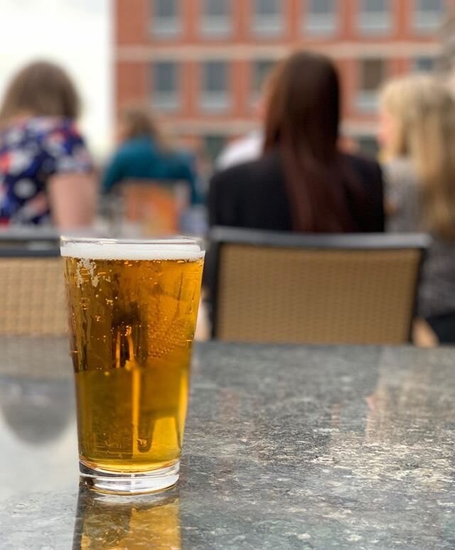 Who&rsquo;s ready for a drink in the sun? 😎 Join us on the patio to get the weekend started.