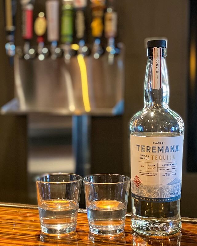 @teremana tequila, just in from the legendary Dwayne @therock Johnson! Who&rsquo;s coming to give it a try? 🥃