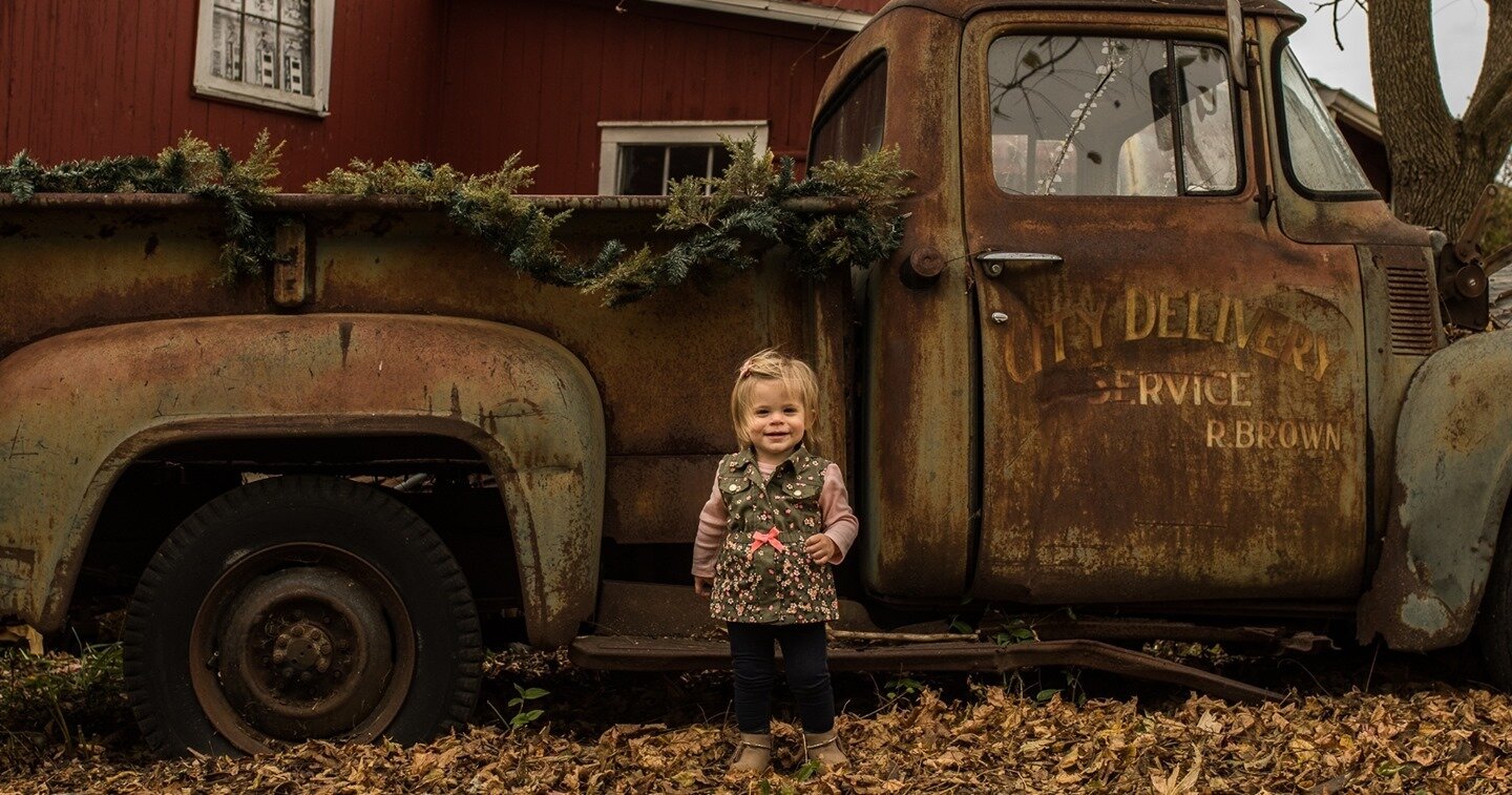 Can you imagine back to the time when someone was driving this truck around making deliveries? Alright so you time traveled there, what would you miss the most? I'll go first. I would miss being able to ask siri random questions throughout the day, p