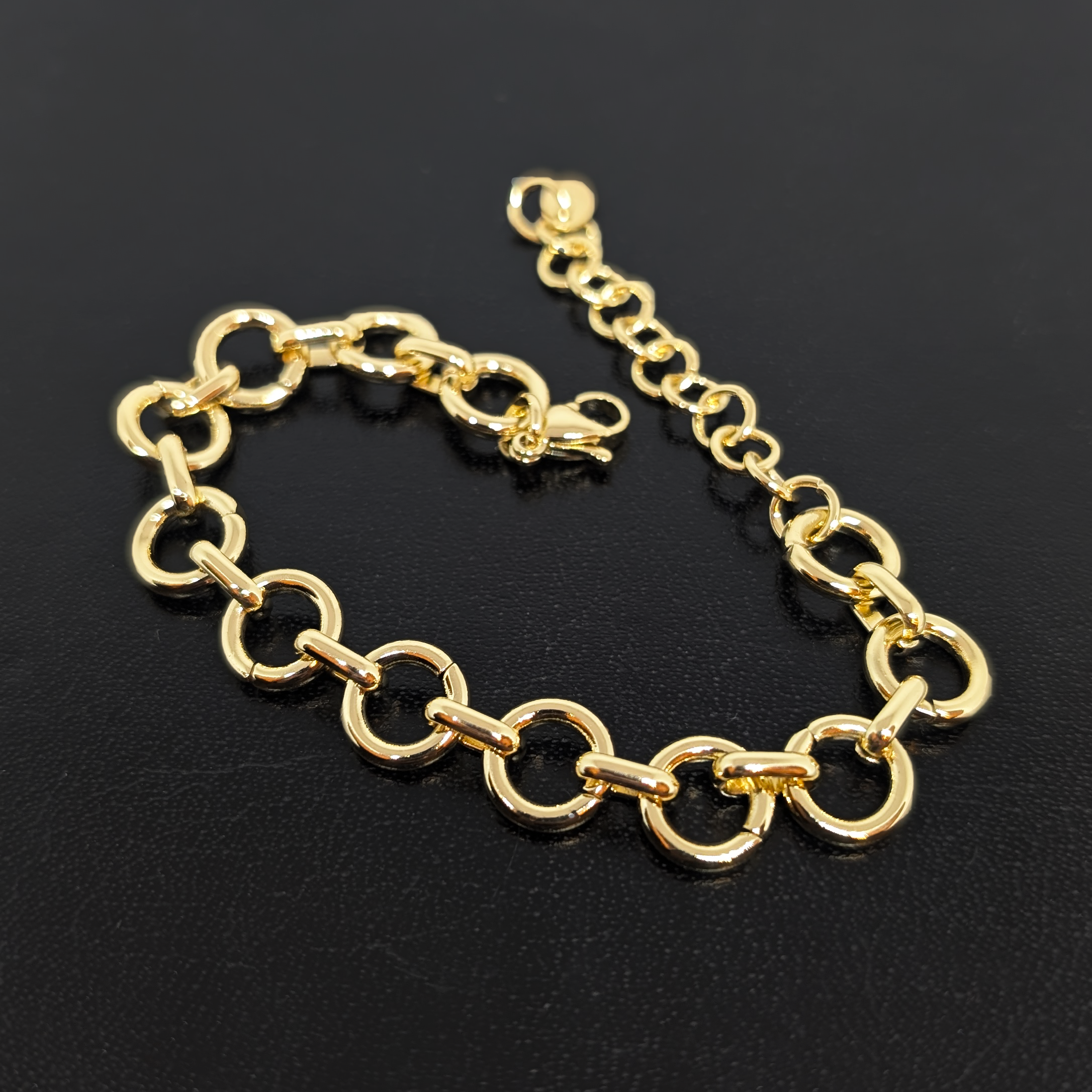 rings chain only square.png
