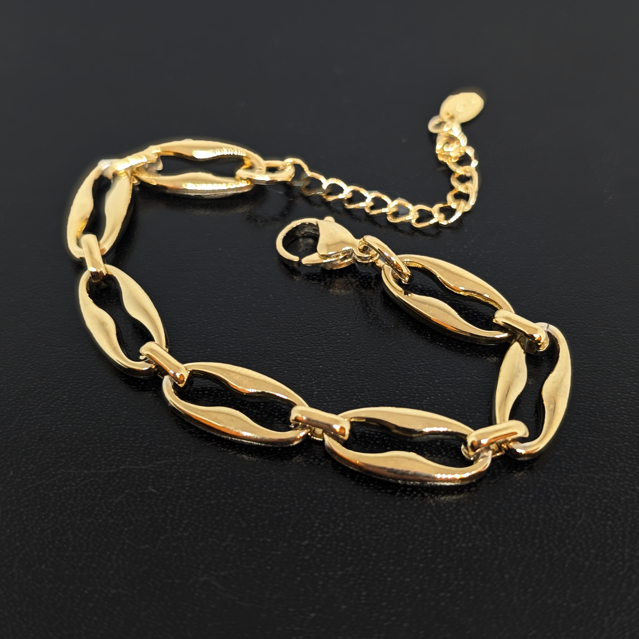 shell chain only square.png