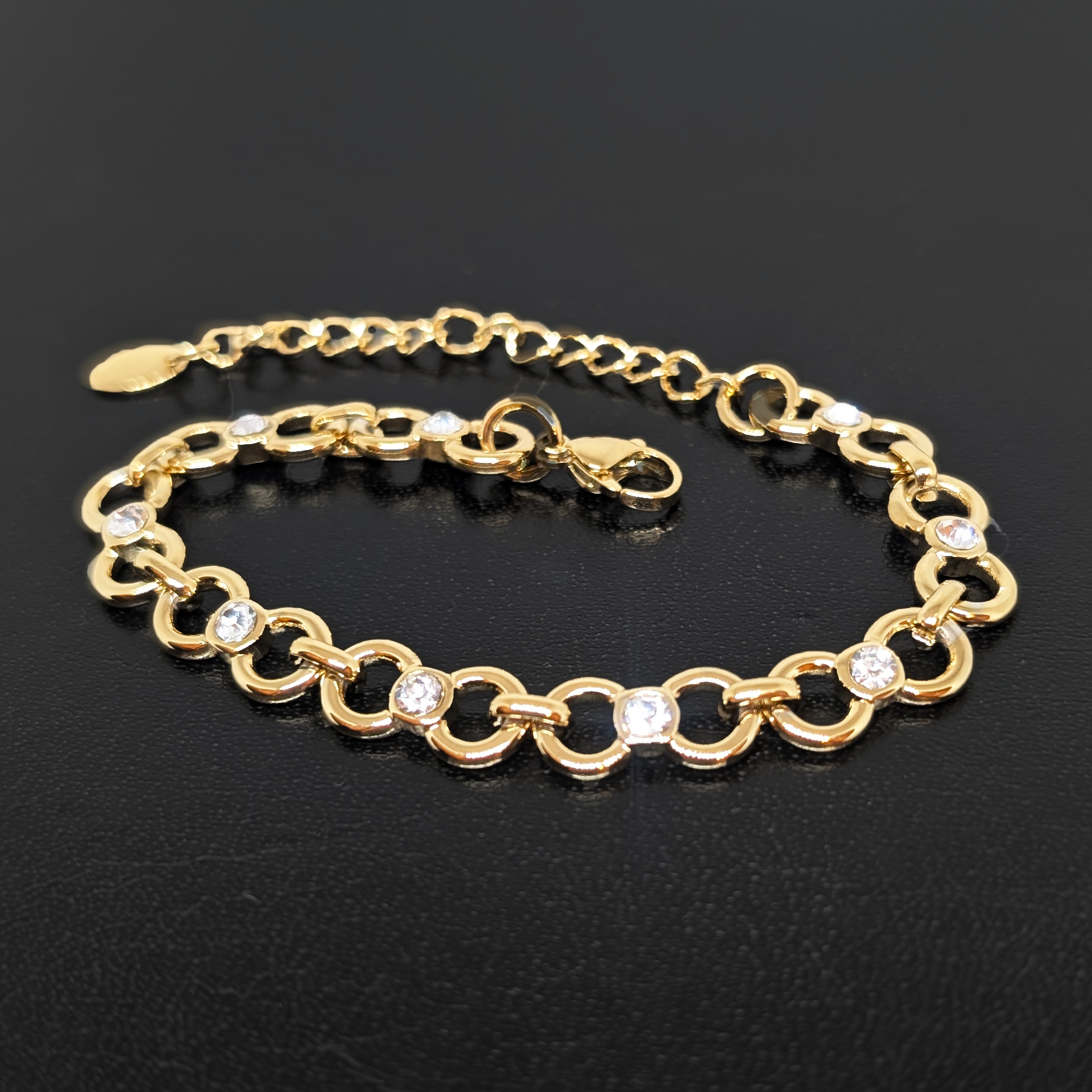 ring&crystal chain only square.png