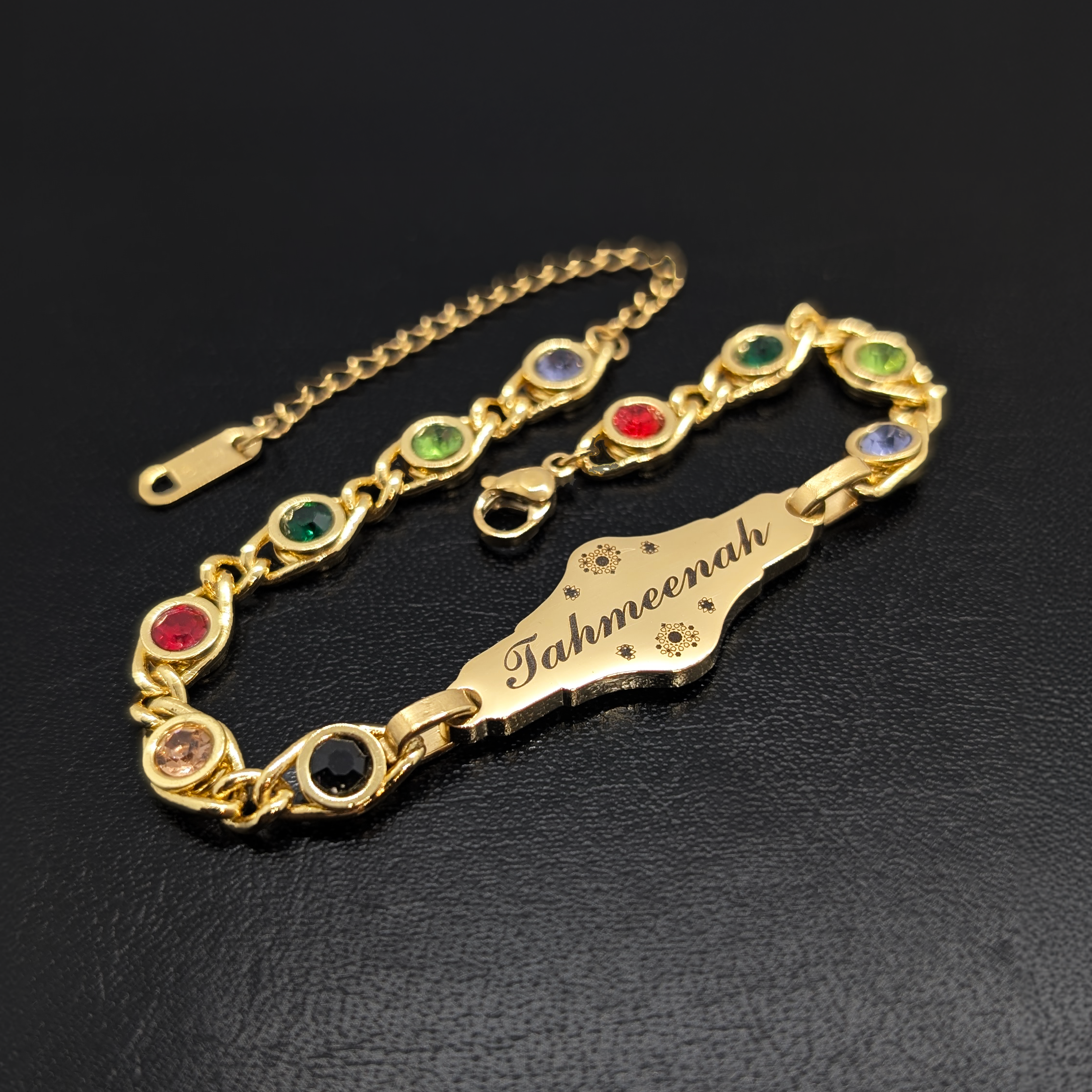 HEAY COLOUR GEMS CHAIN SQUARE.png