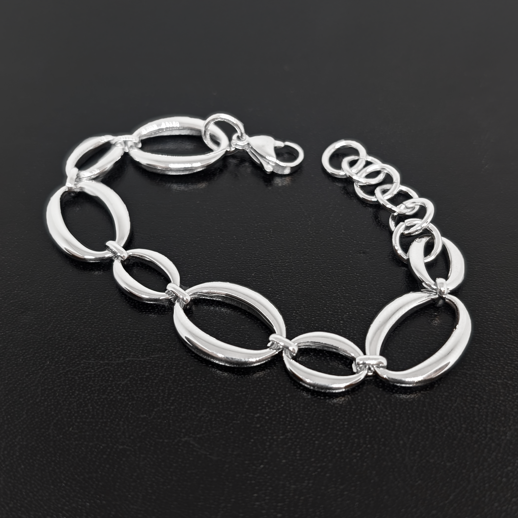 silver hoop chain only square.png