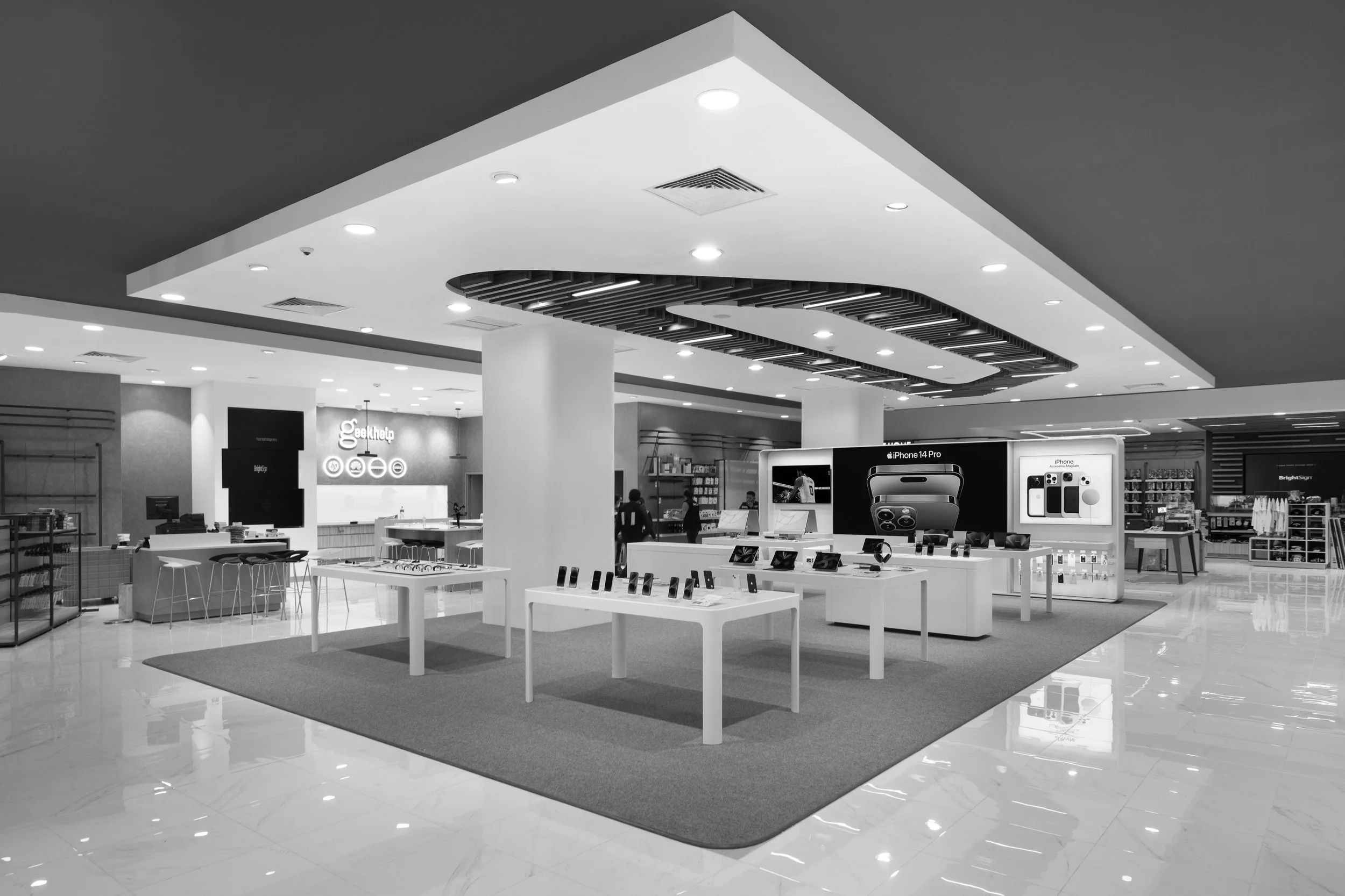 Liverpool_Polanco BW.jpg