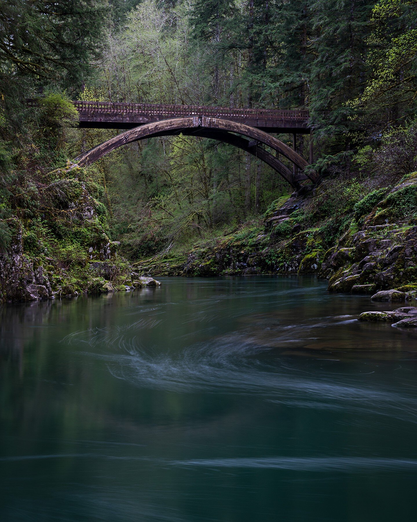 A bridge over quiet.

We arrived just before sunset - a family was finishing up getting nice portraits and then Archer and I were all alone in this beautiful spot. It was quite peaceful.. except for Archer growling at the trashcan at the edge of the 