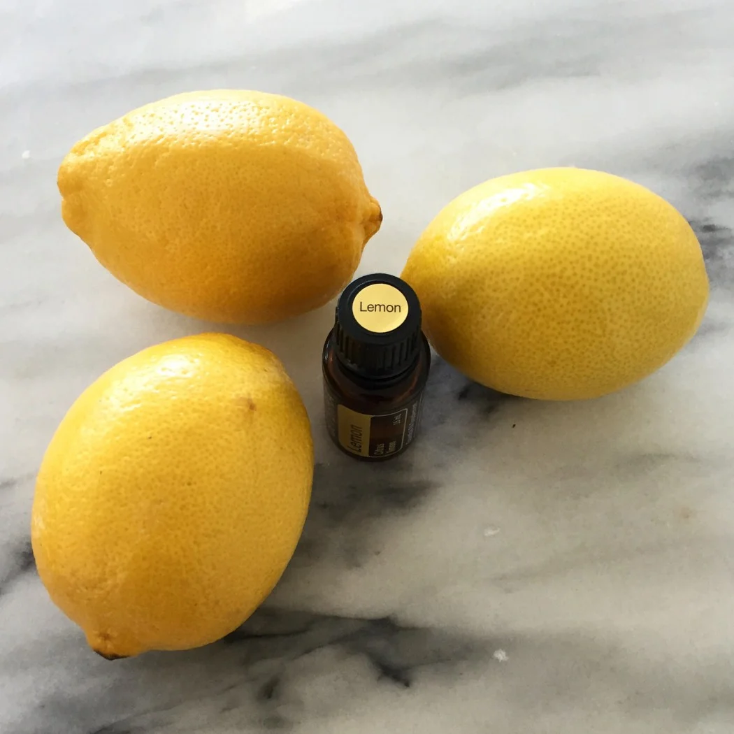 11 Health Benefits of Lemon Oil