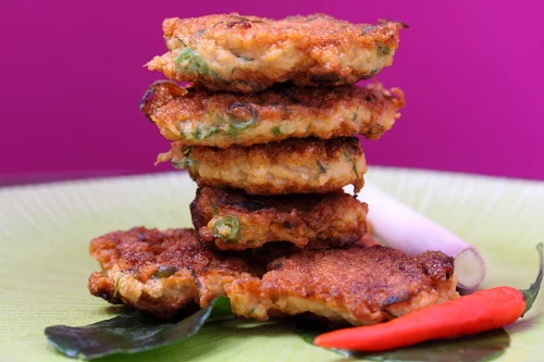 Thai Street Food: Hähnchenfrikadellchen (Tort Man Gai)