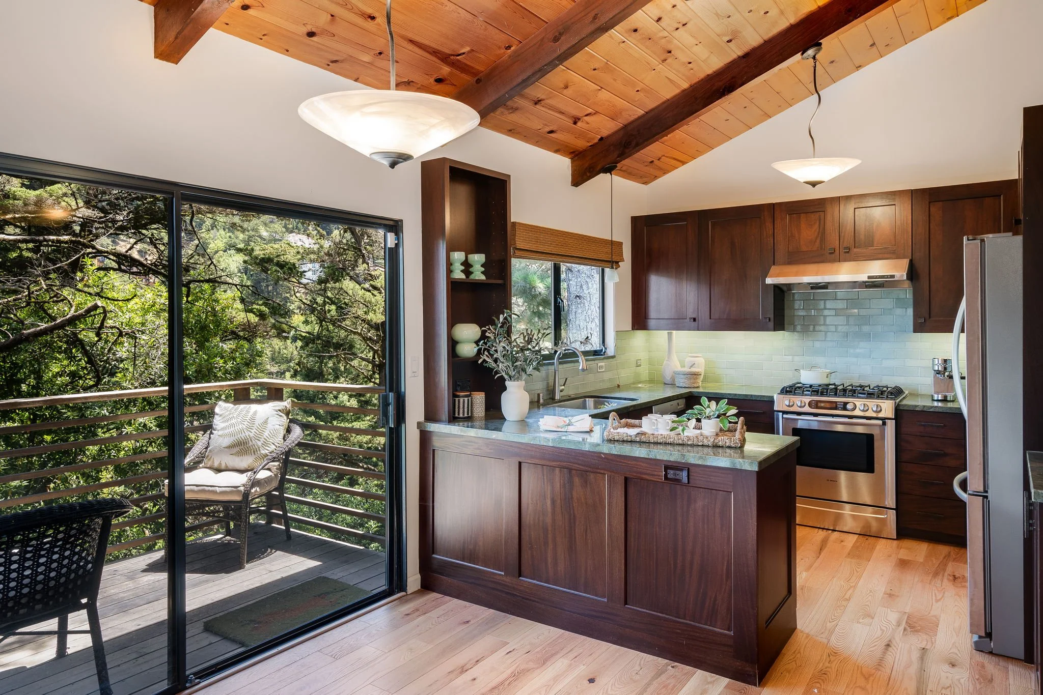 17-web-or-mls-6489 Girvin Dr - Day -17.jpg