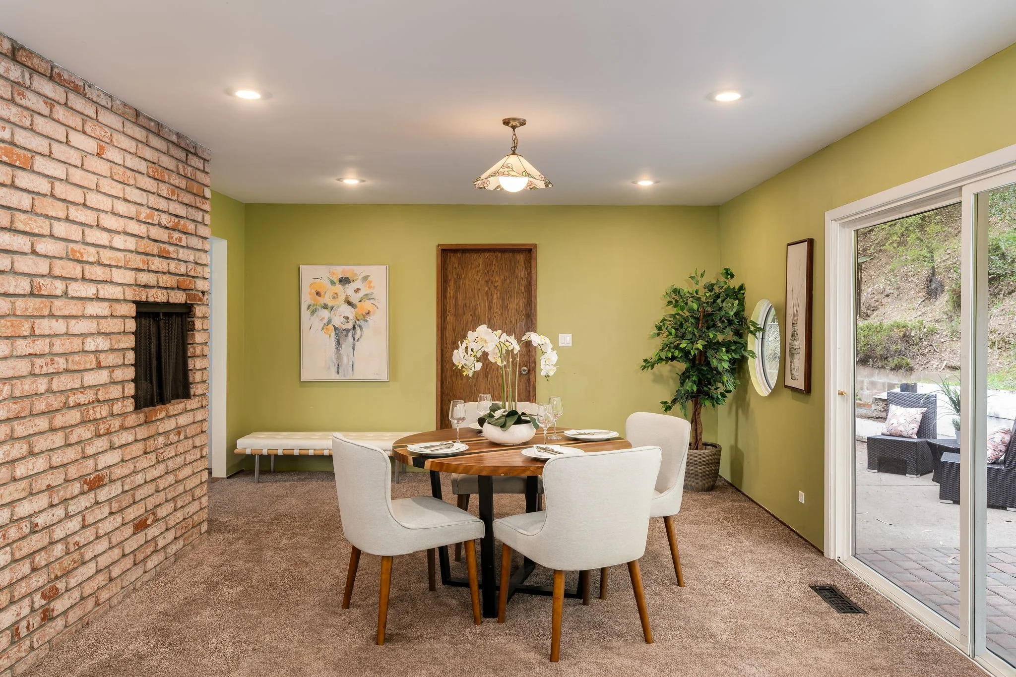 20-web-or-mls-20 Marvin Court-16.jpg