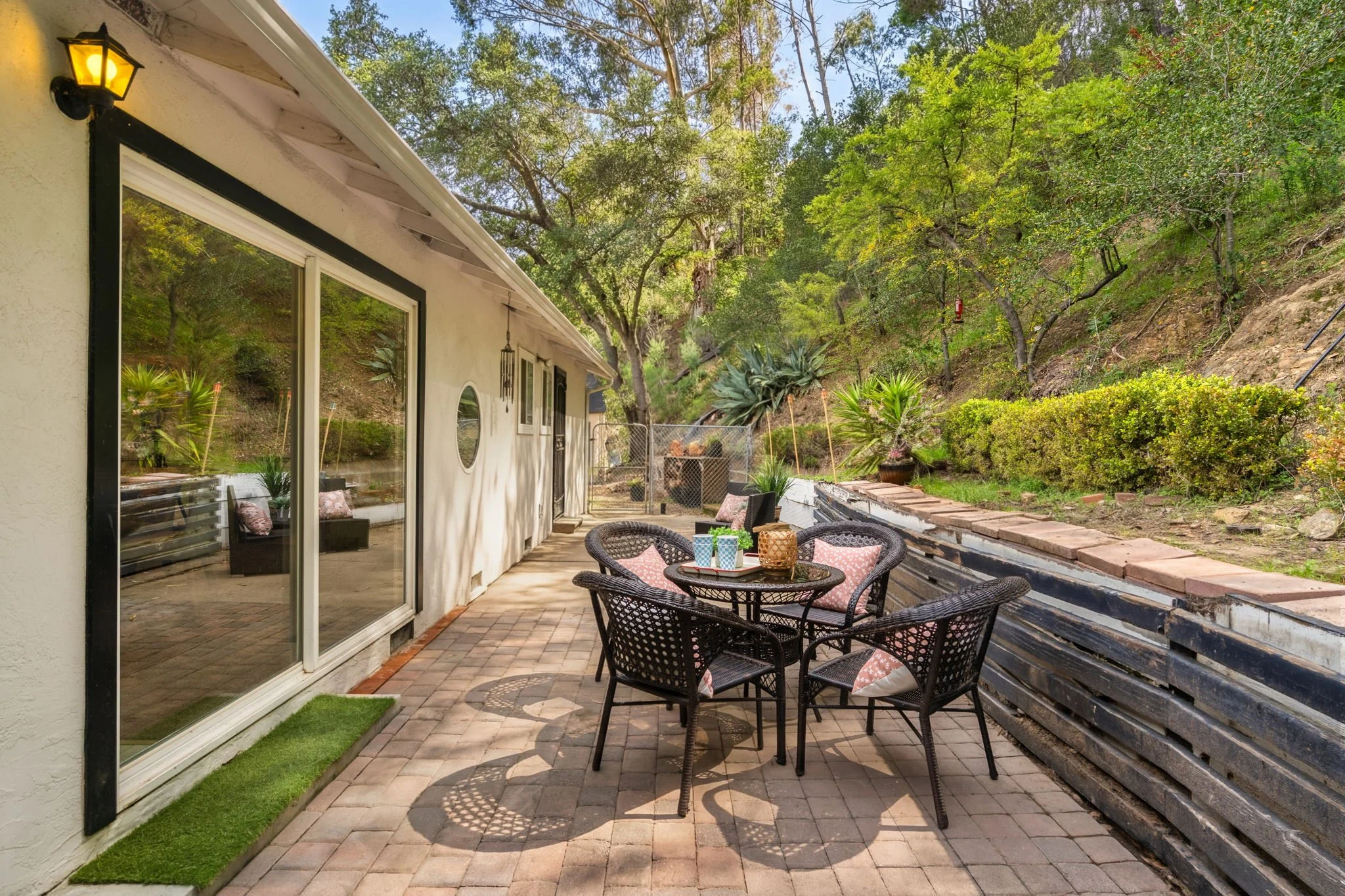 48-web-or-mls-20 Marvin Court-38 (2).jpg