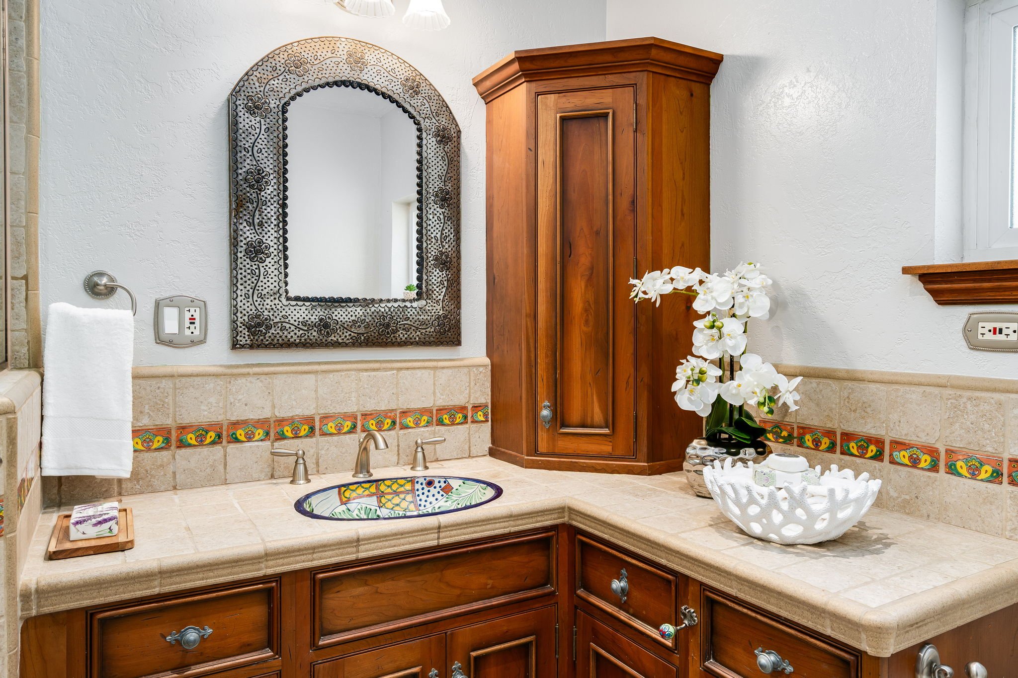 26-web-or-mls-4125 Kuhnle Ave-26.jpg