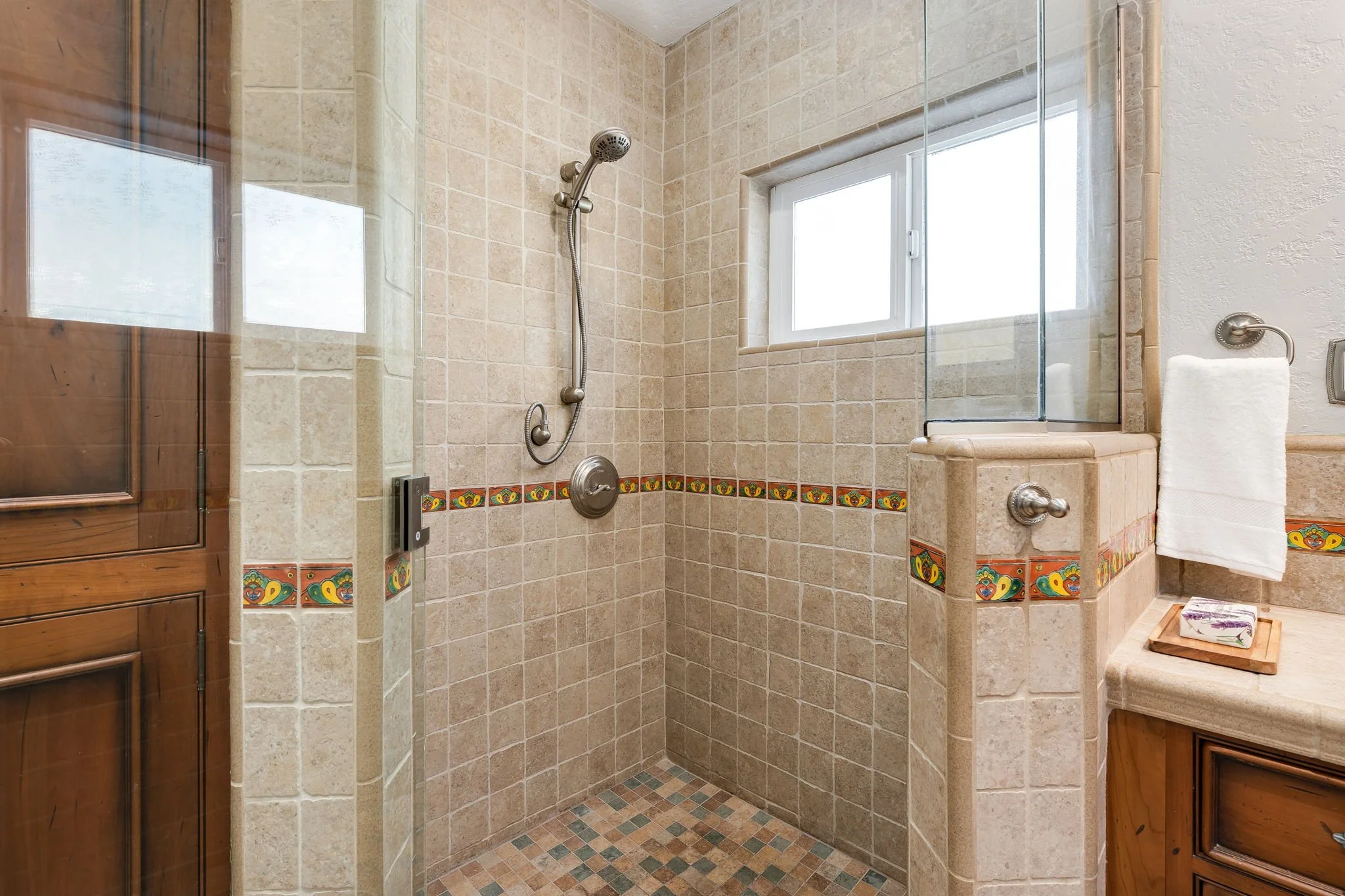 27-web-or-mls-4125 Kuhnle Ave-27.jpg