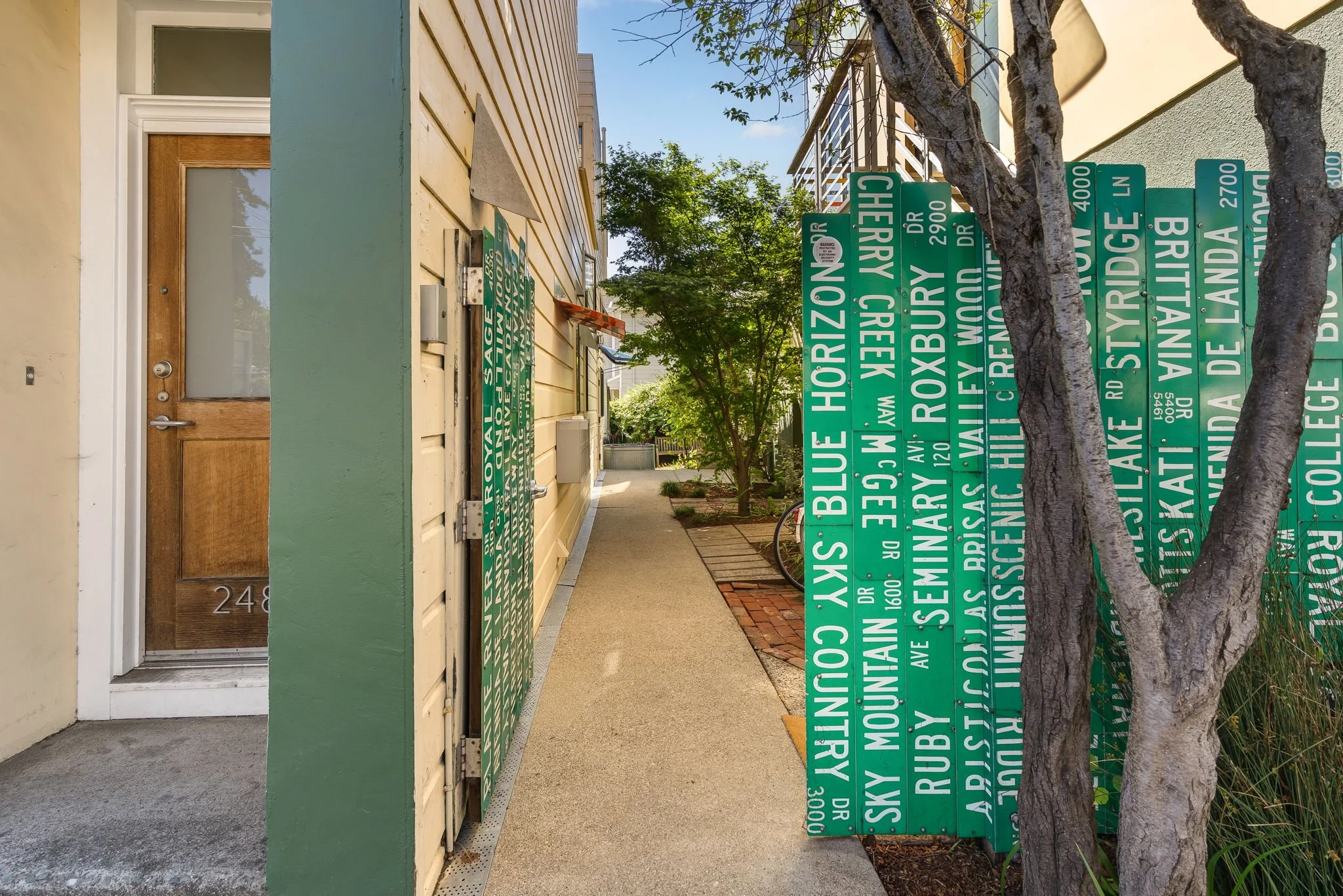 4-web-or-mls-2484 MLK Way-4.jpg