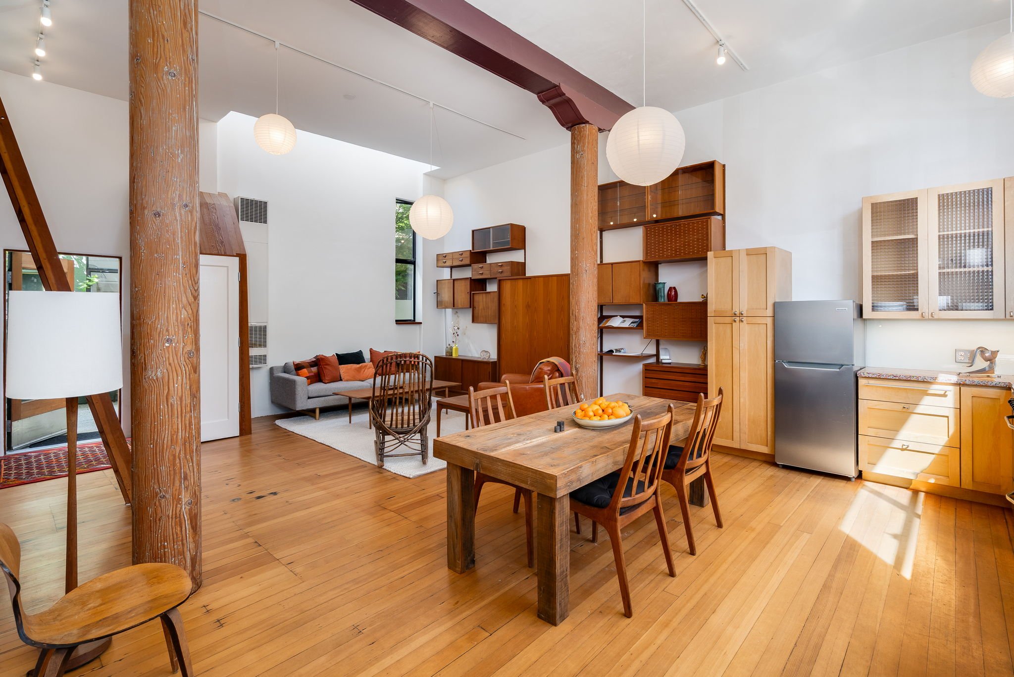 25-web-or-mls-2484 MLK Way-25.jpg