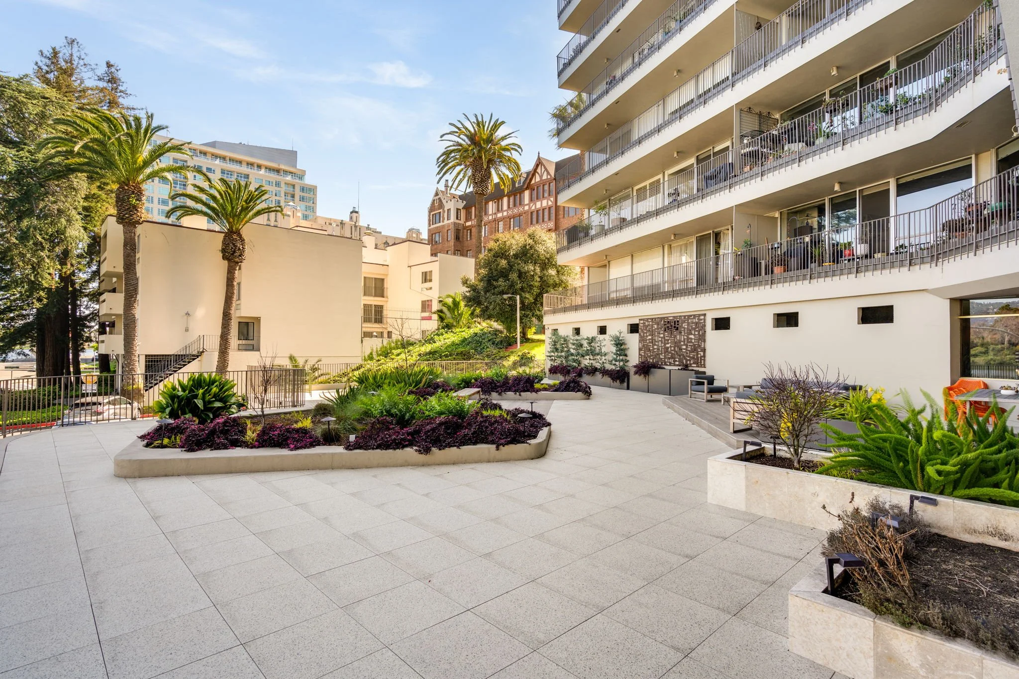 7-web-or-mls-177 19 Street Suite E-8.jpg