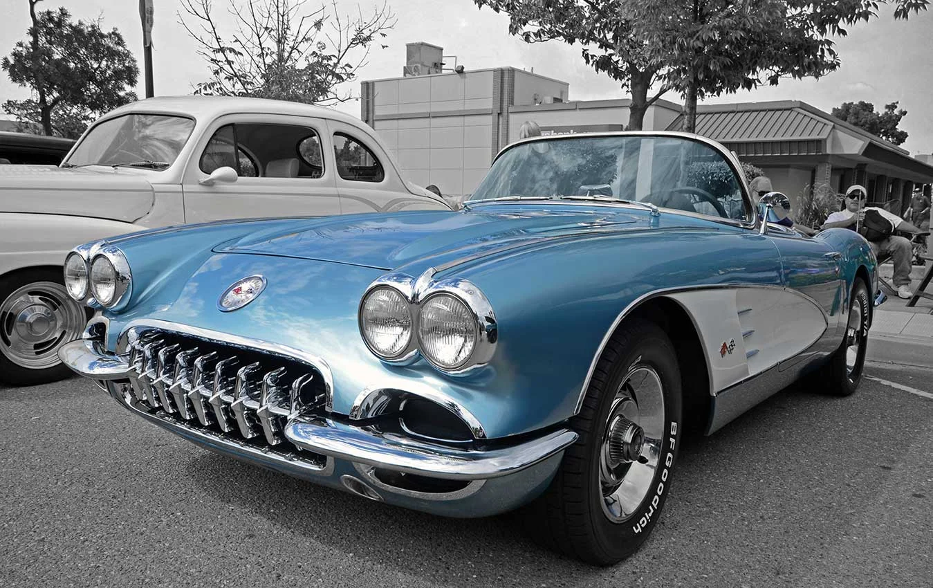 1962-COrvette-Livermore---B&W-background&-sky---DSC_0465---1000-2.jpg