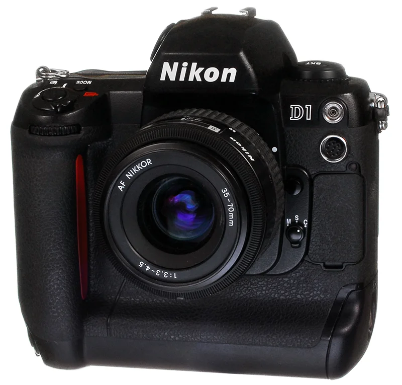 Nikon D1 800.jpg